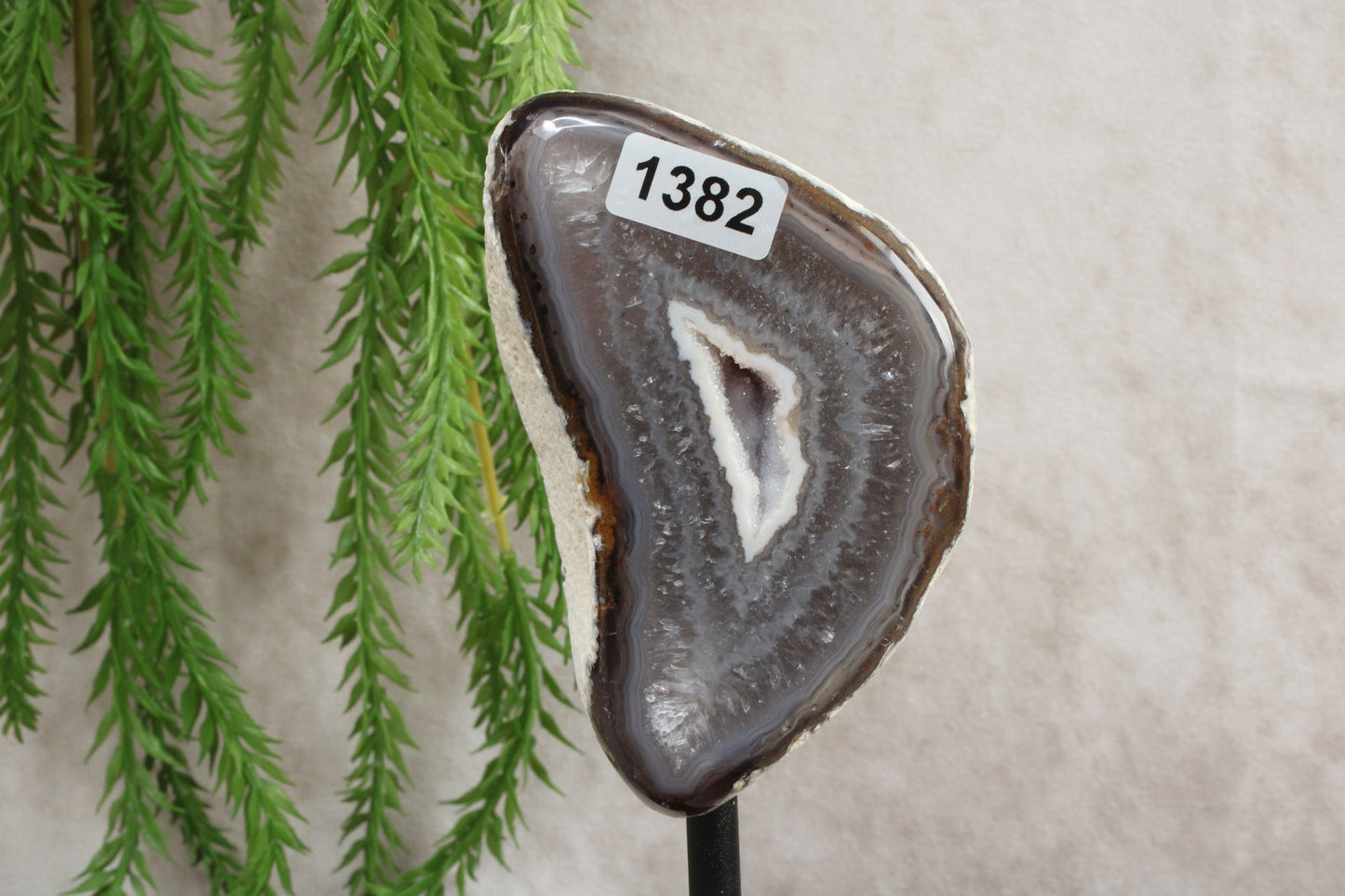 Agaat op standaard #1382