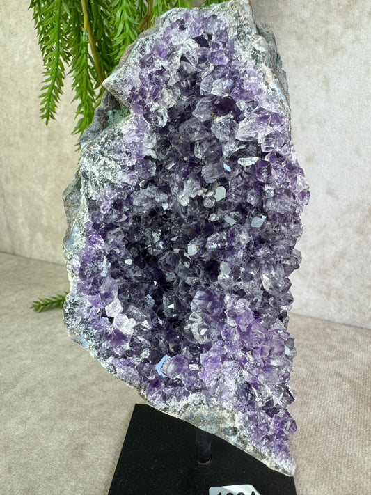 Amethist op standaard #1394