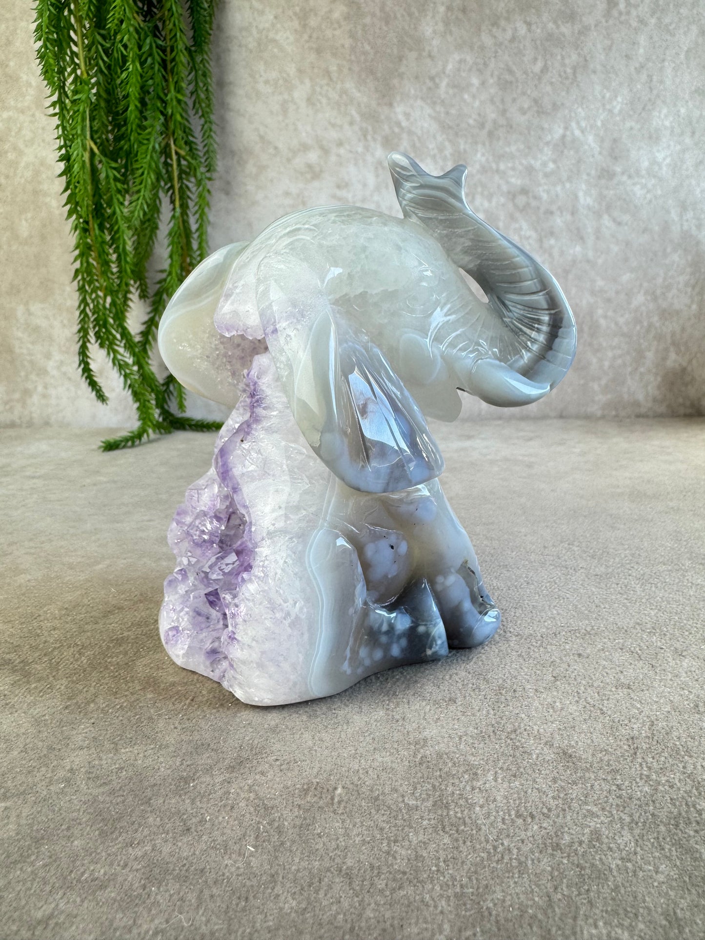 Agaat olifant met amethist