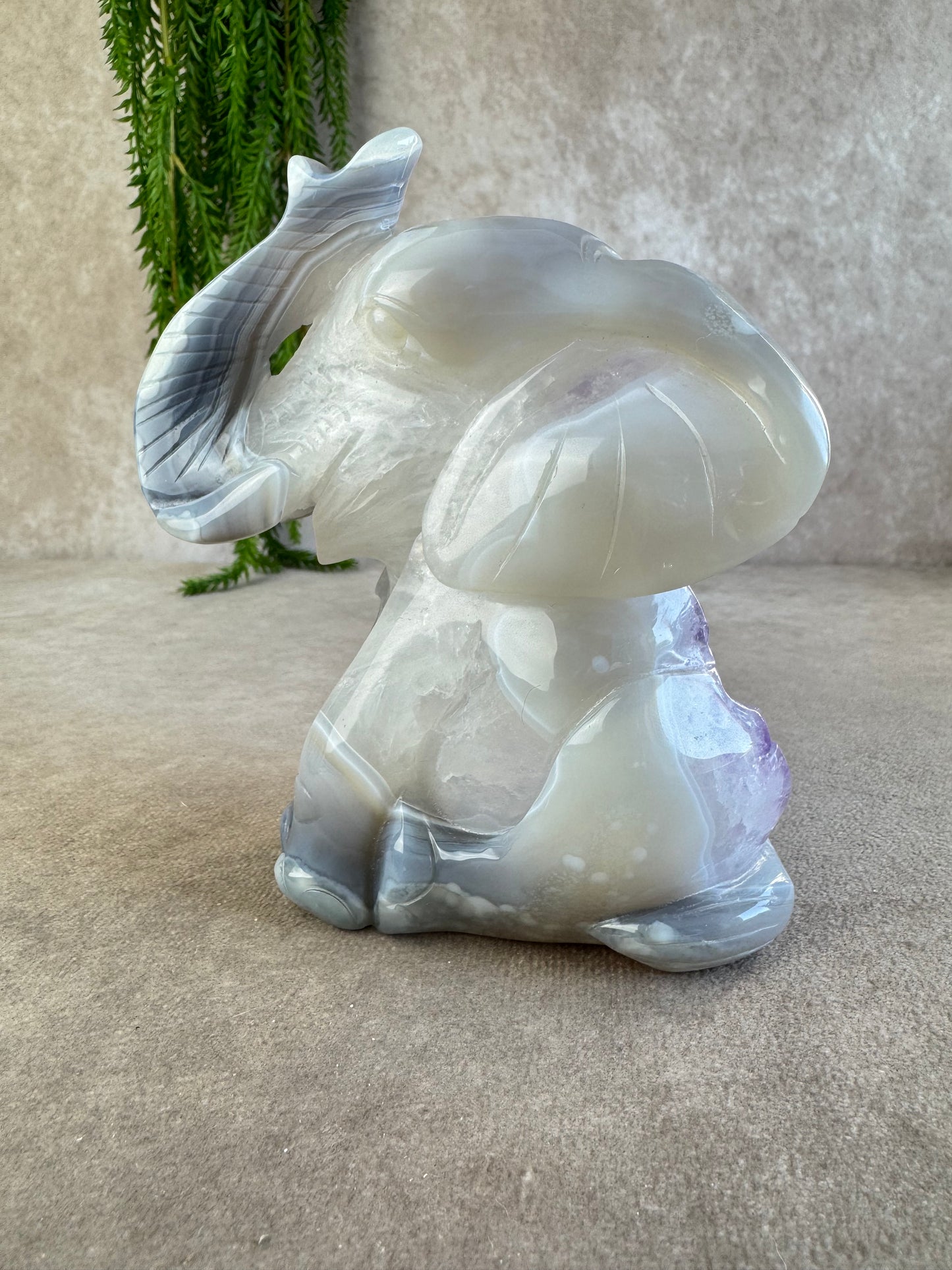 Agaat olifant met amethist