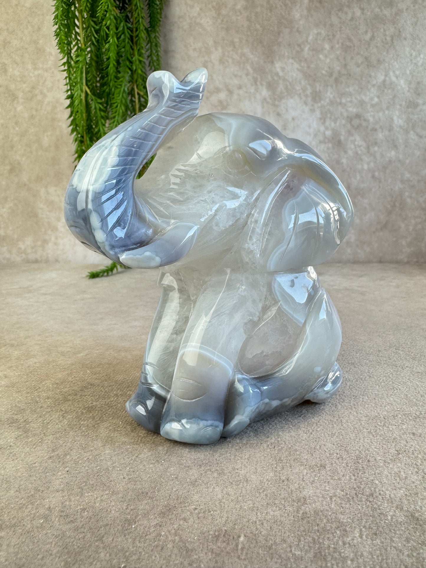 Agaat olifant met amethist