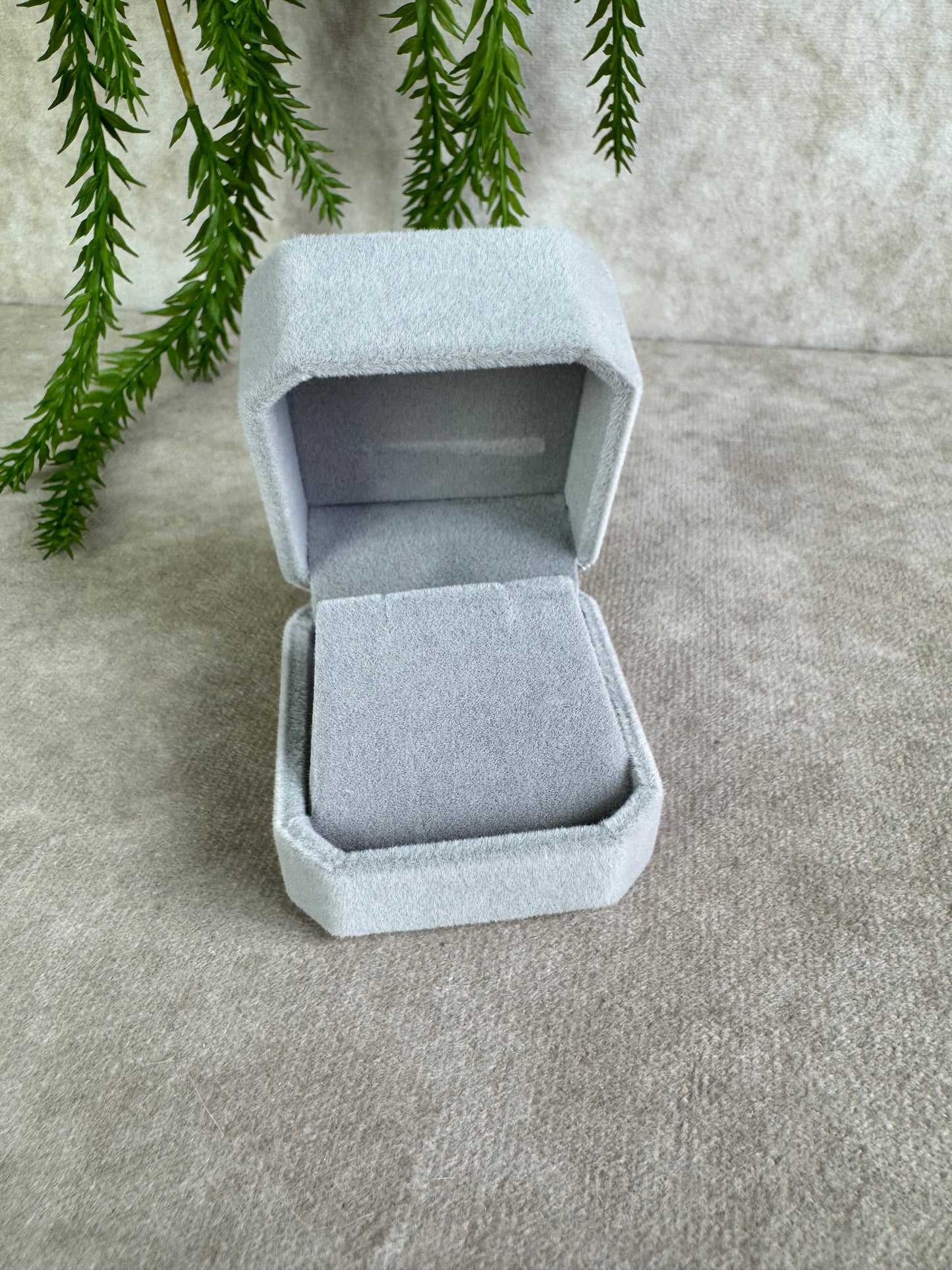Oorbellen doosje grijs