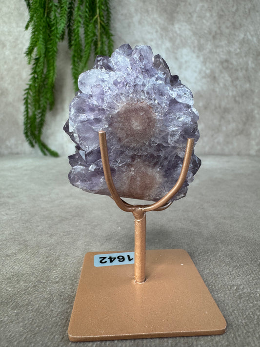 Roze amethist cluster op standaard #1642