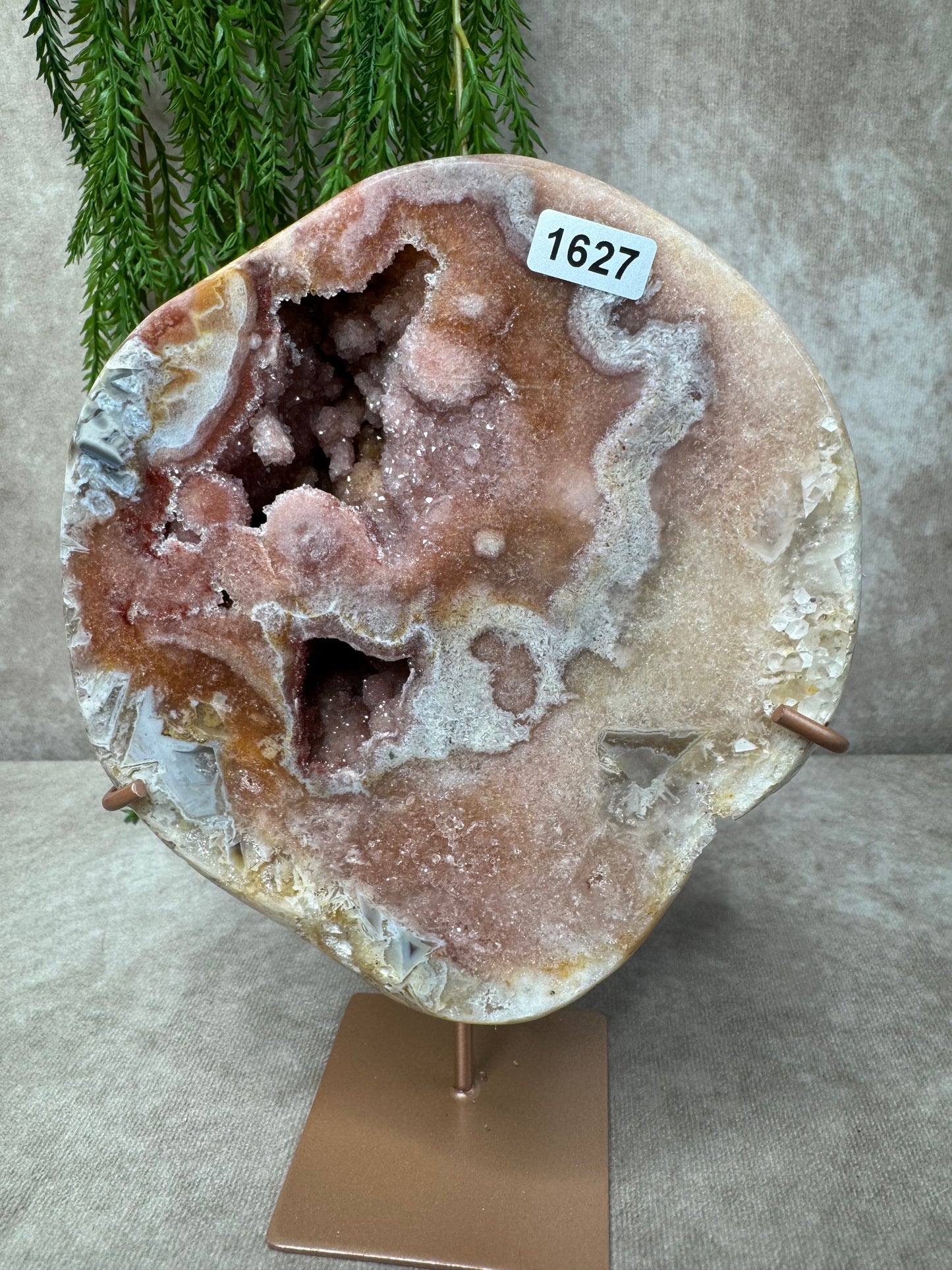Roze amethist op standaard #1627