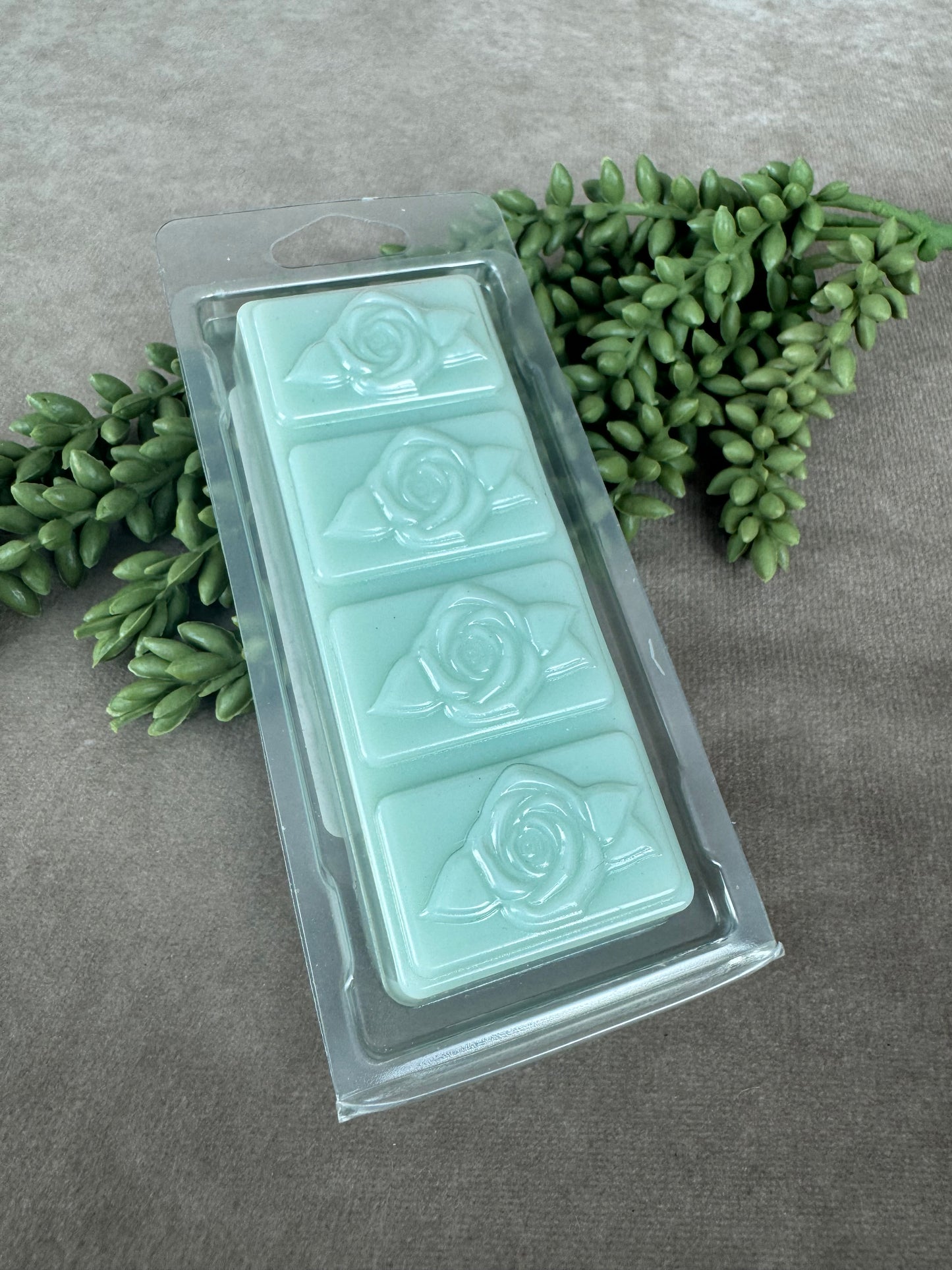 Waxmelts Doves