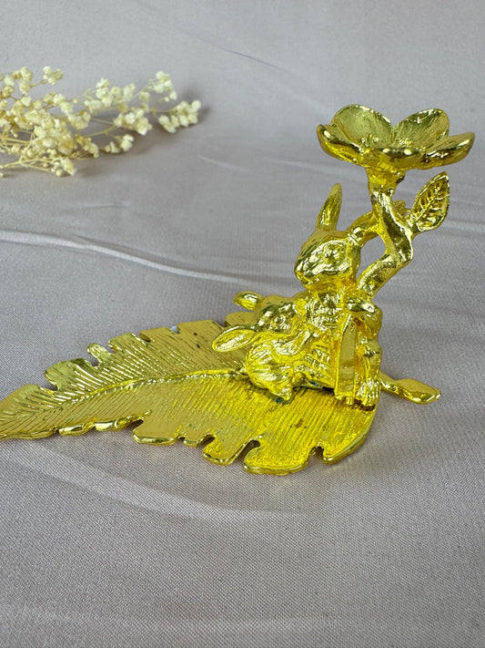 Bol houder konijn met blad