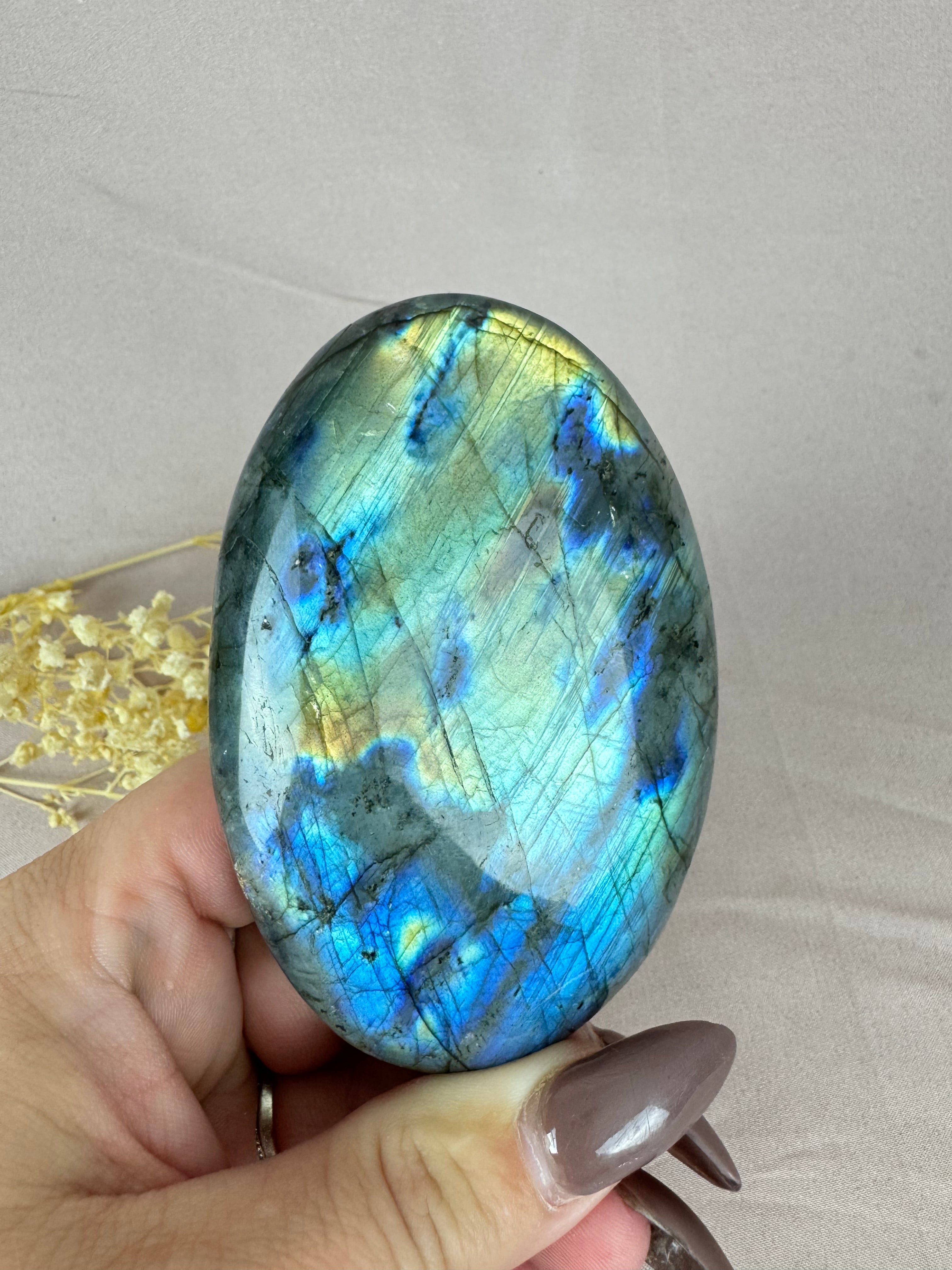 handsteen labradoriet #2