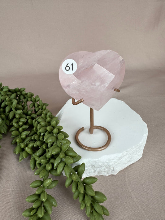 Rozenkwarts hartje op standaard #61