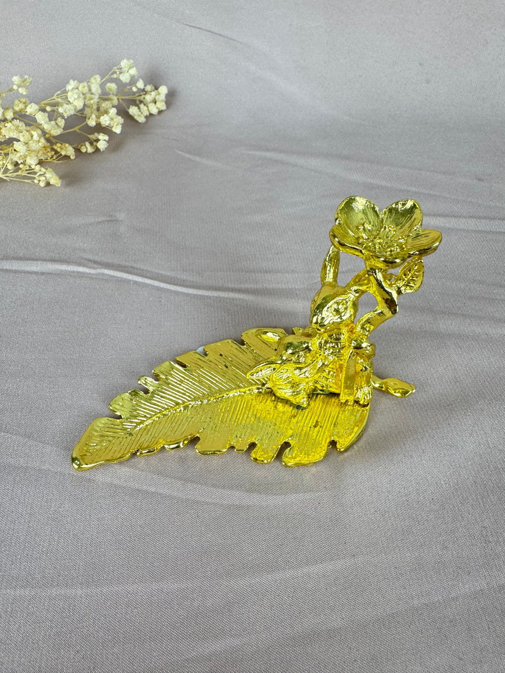 Bol houder konijn met blad