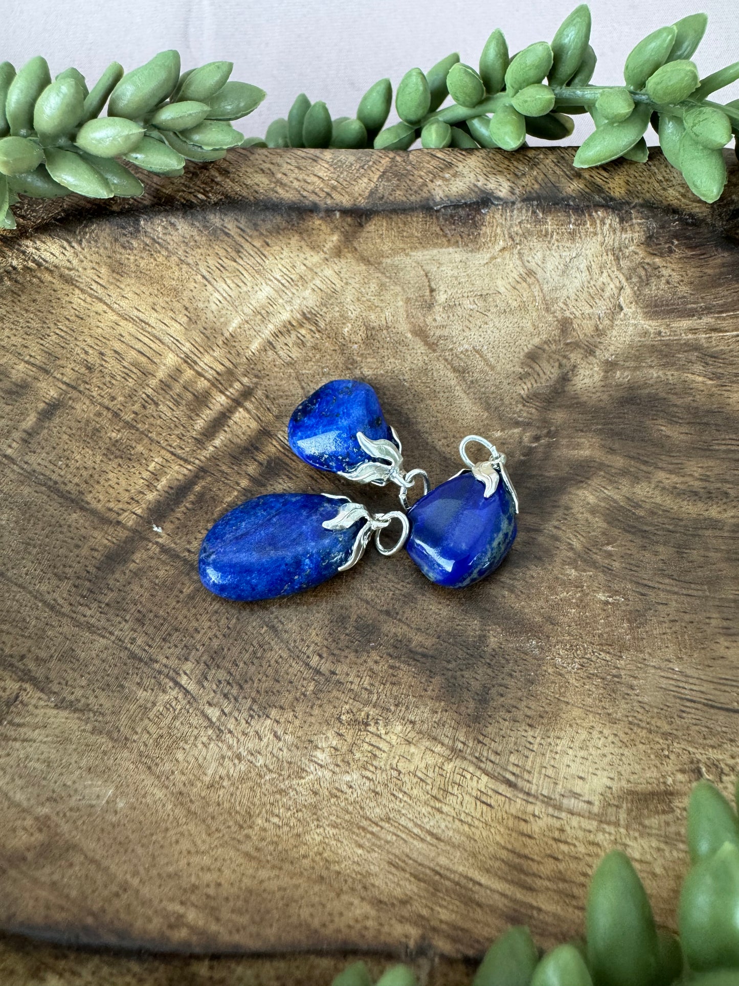 Hanger Lapis Lazuli