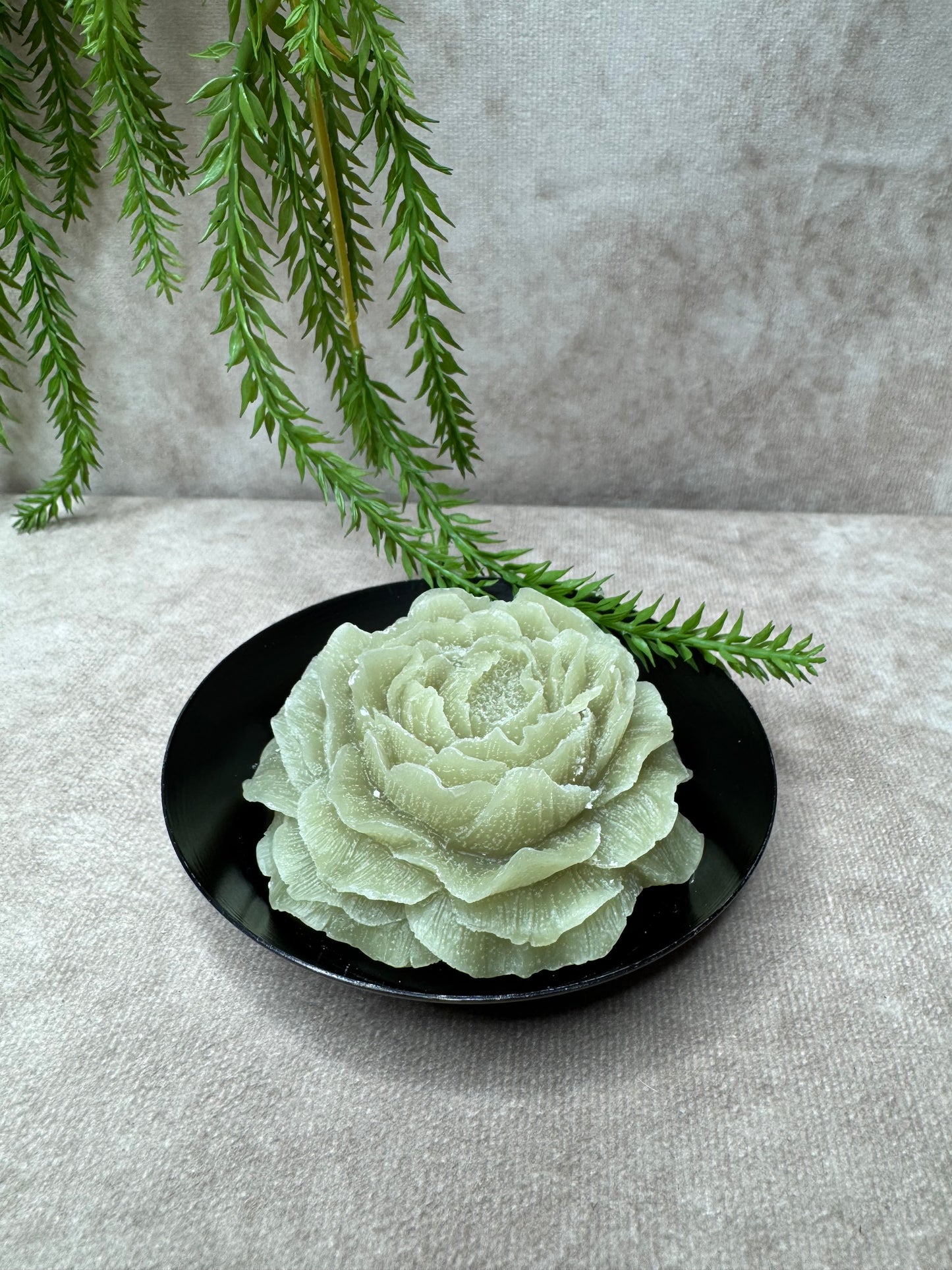 Zwart ijzeren schaaltje