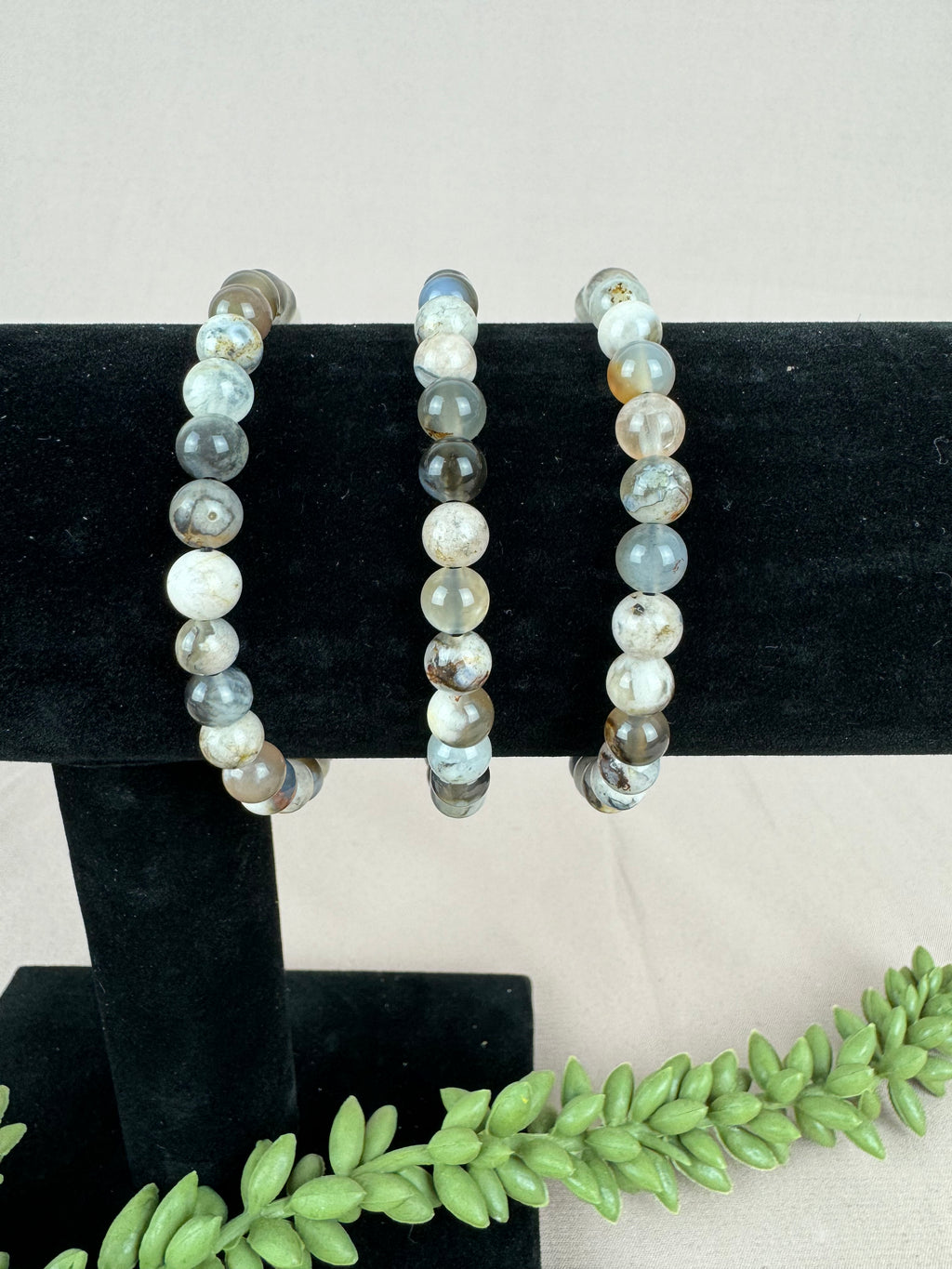 Armbanden Zwarte Bloemagaat