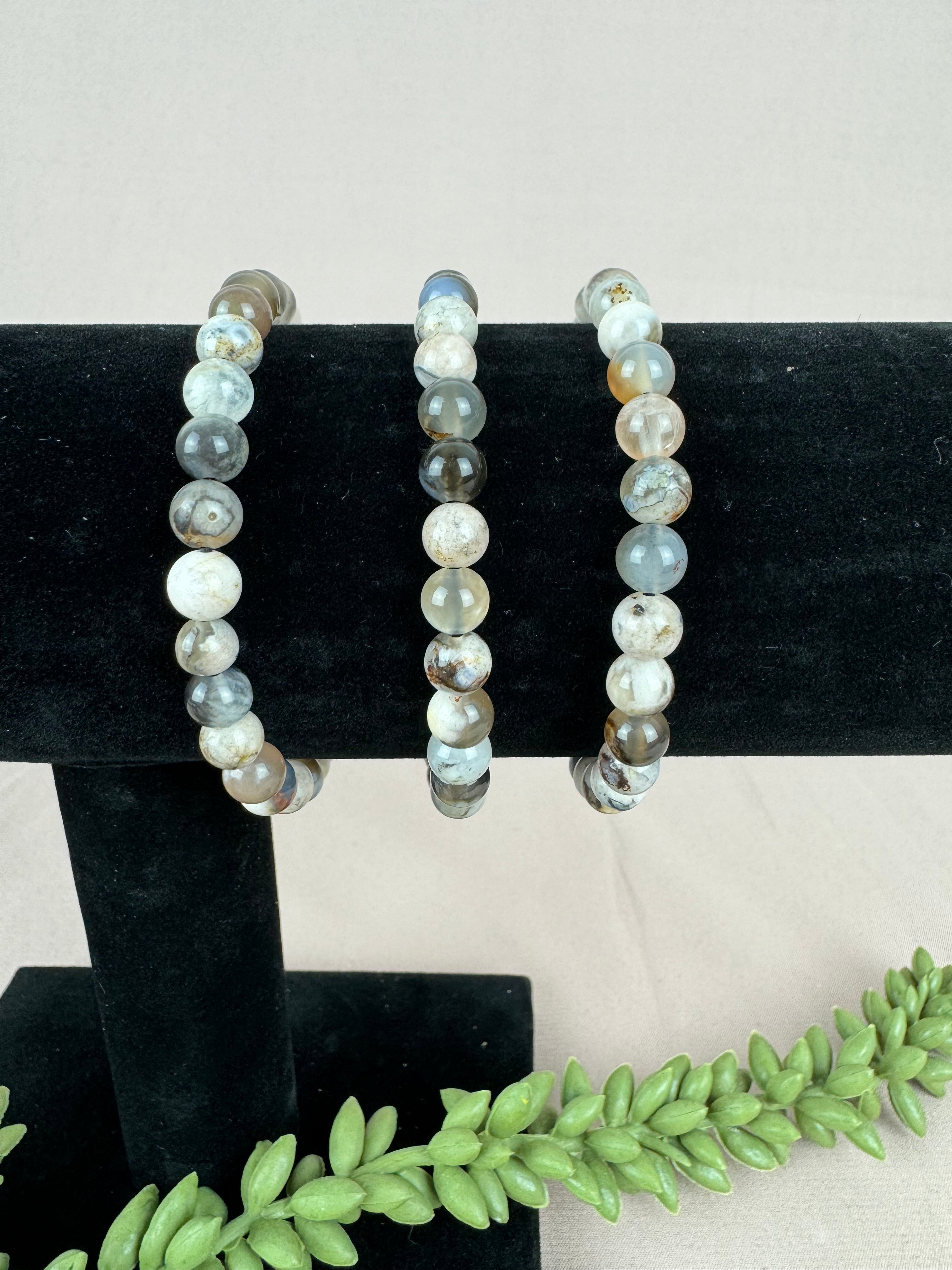 Armbanden Zwarte Bloemagaat