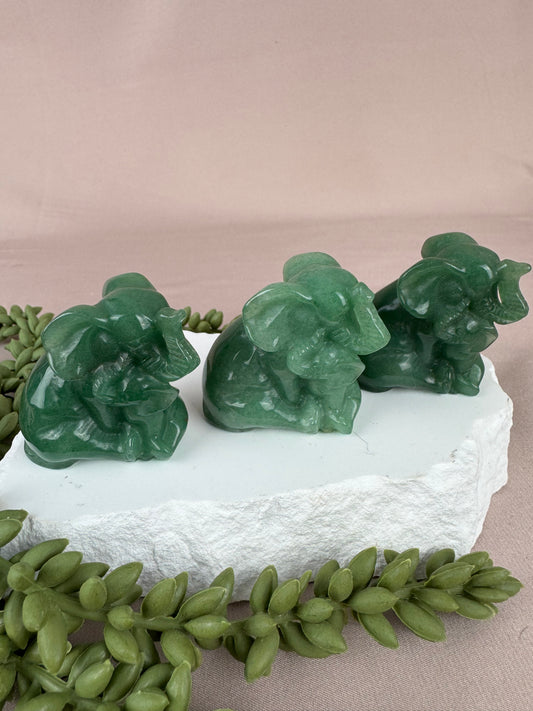 Olifant met baby aventurijn