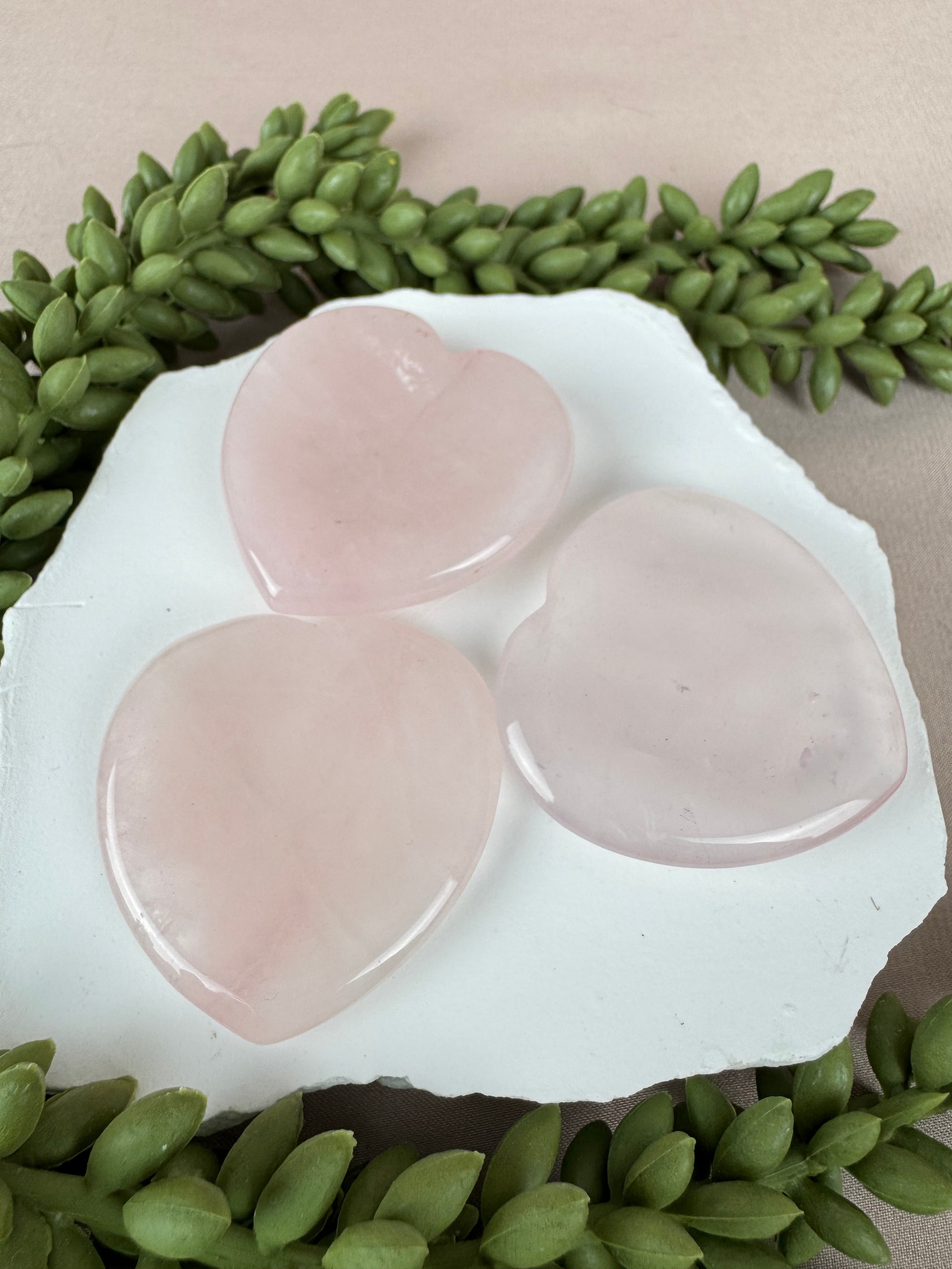 Worry stone rozenkwarts hart