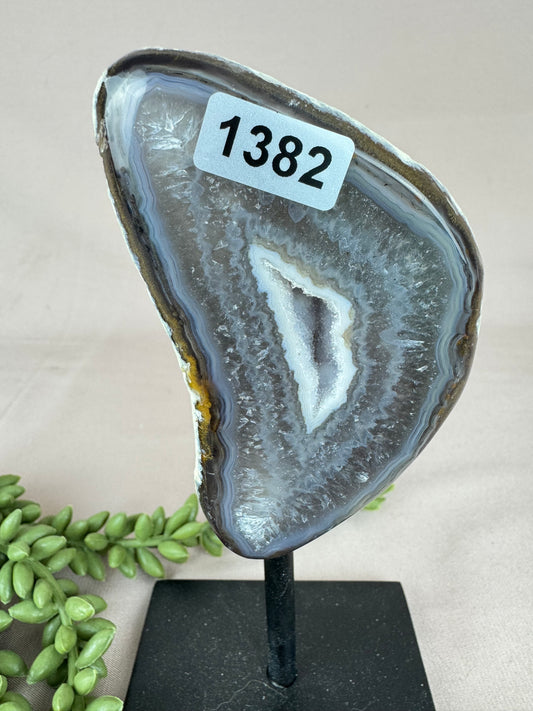 Agaat op standaard #1382