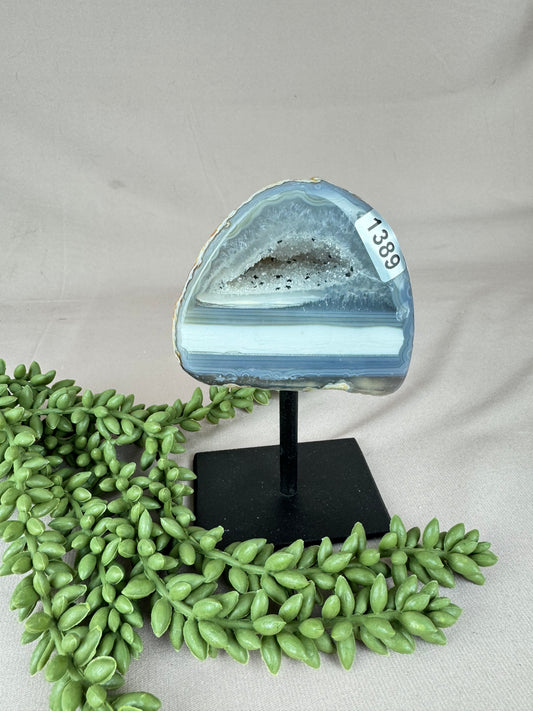 Agaat op standaard #1389