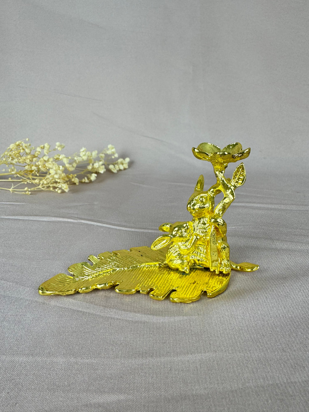 Bol houder konijn met blad