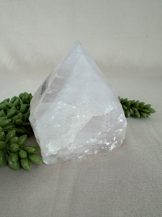 Ruwe punt Rozenkwarts #0940