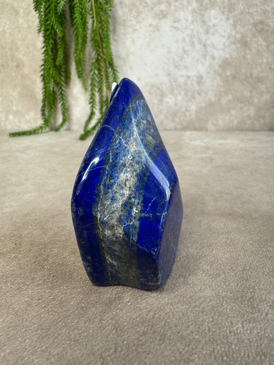 Sculptuur lapis lazuli #0261