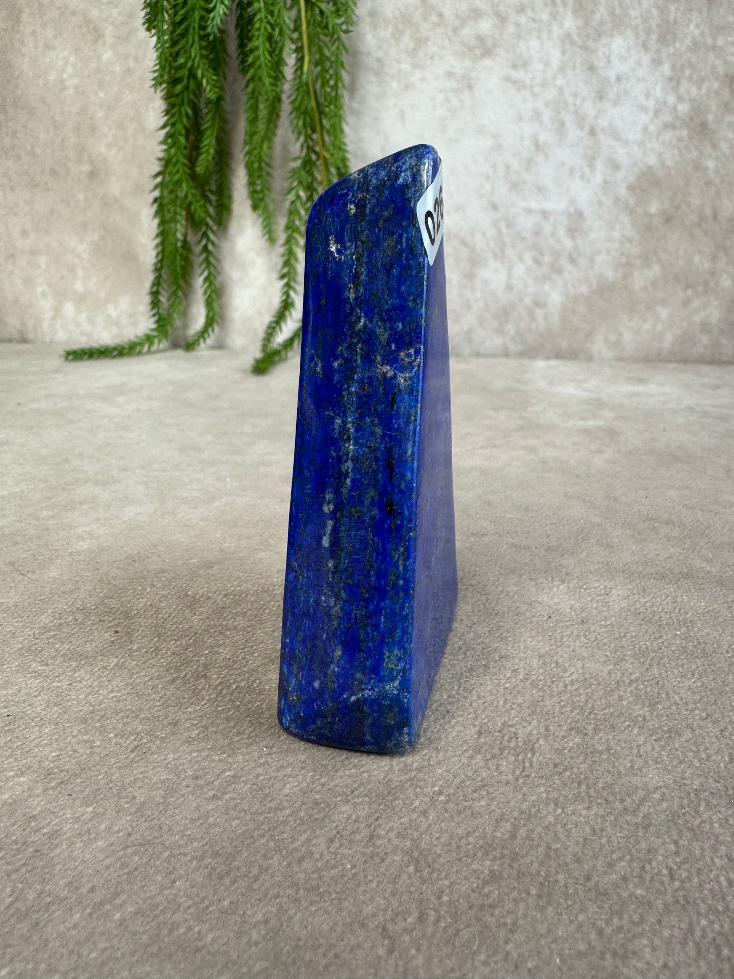Sculptuur lapis lazuli #0263