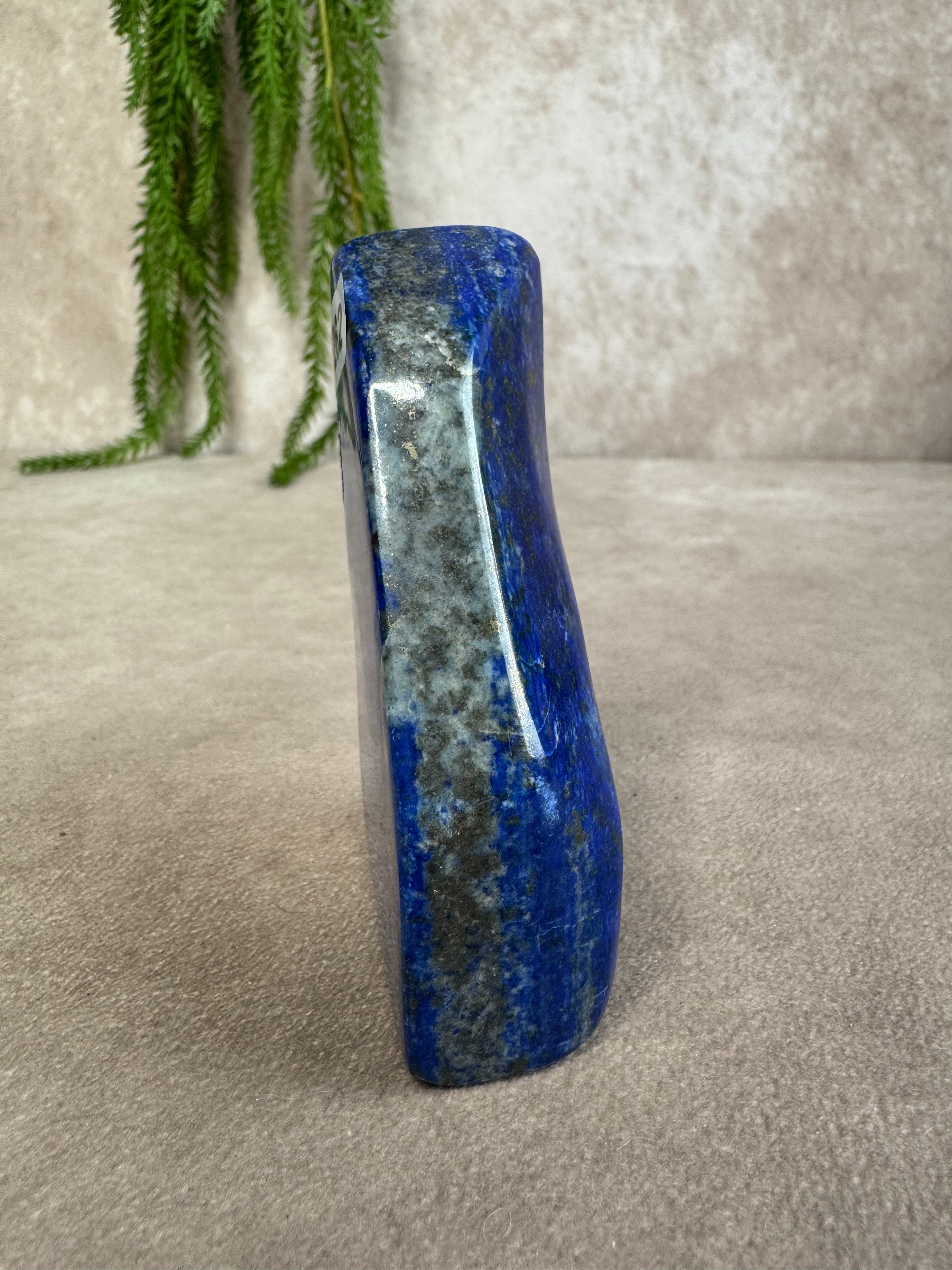 Sculptuur lapis lazuli #0262