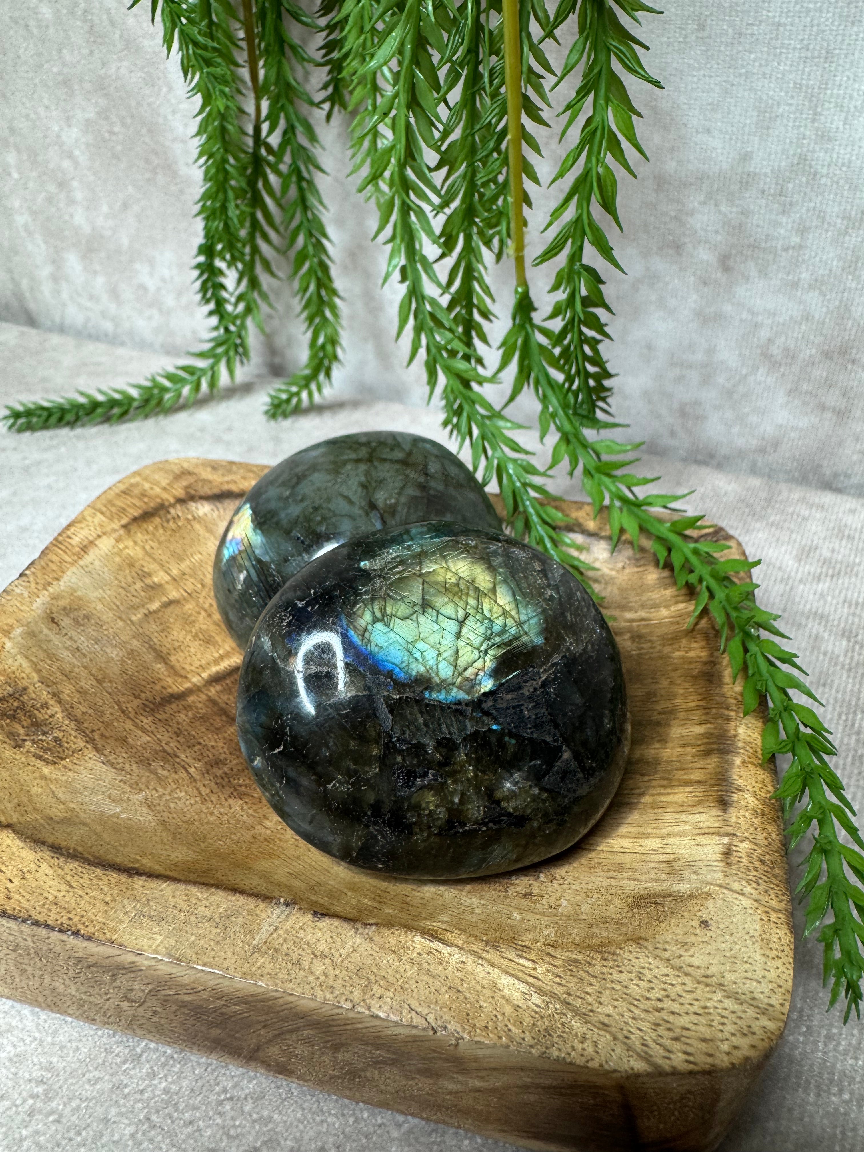 Handsteen Labradoriet