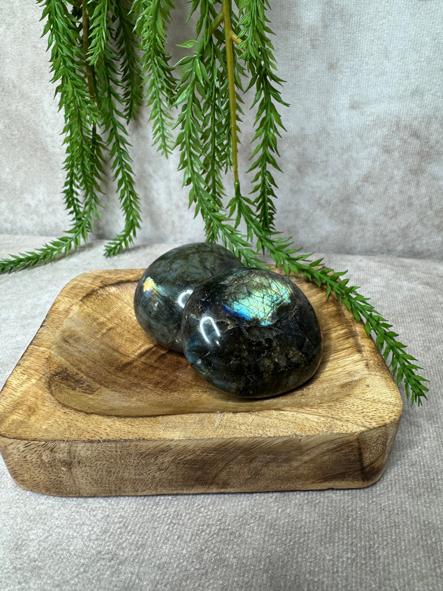 Handsteen Labradoriet