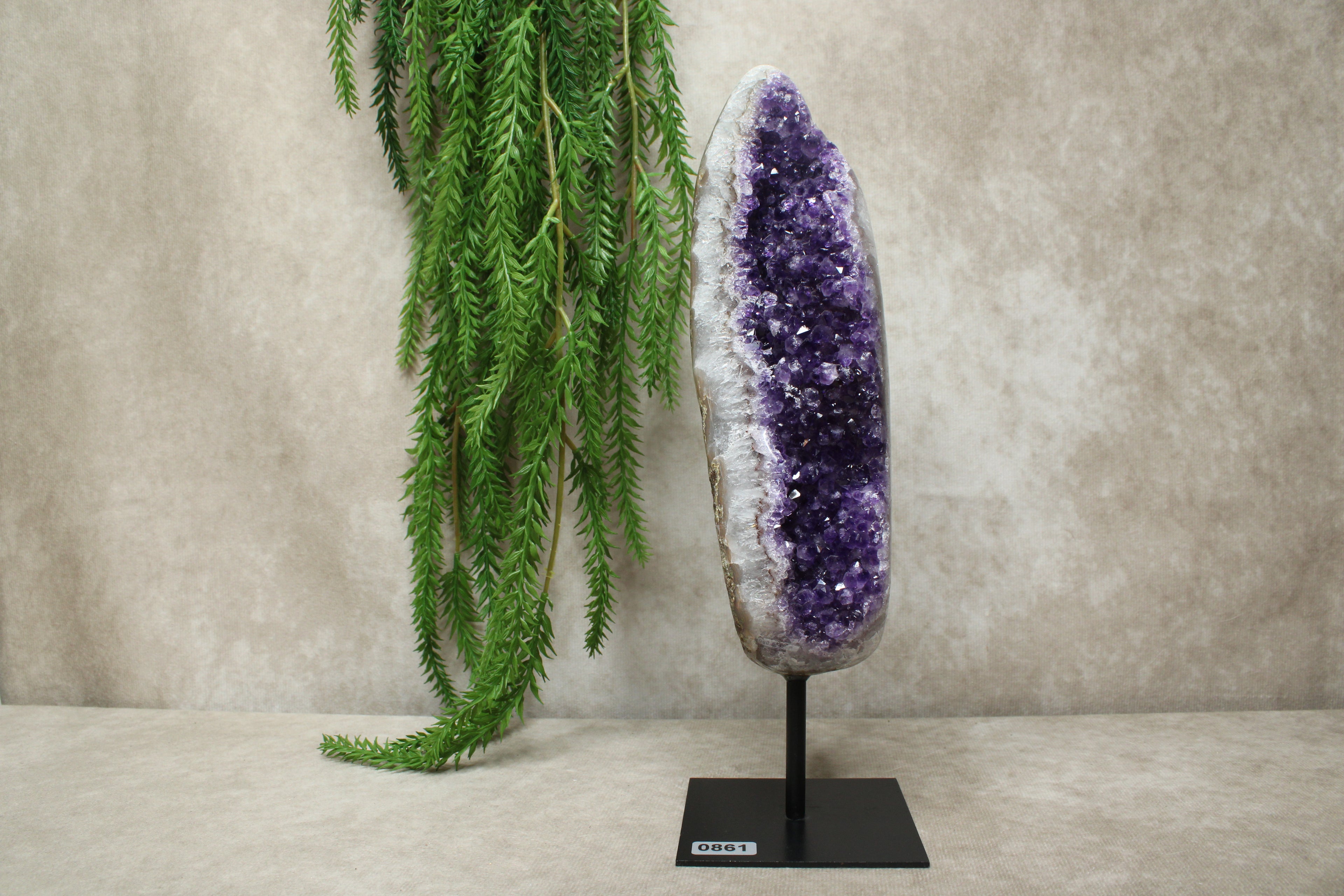Amethist op standaard #0861