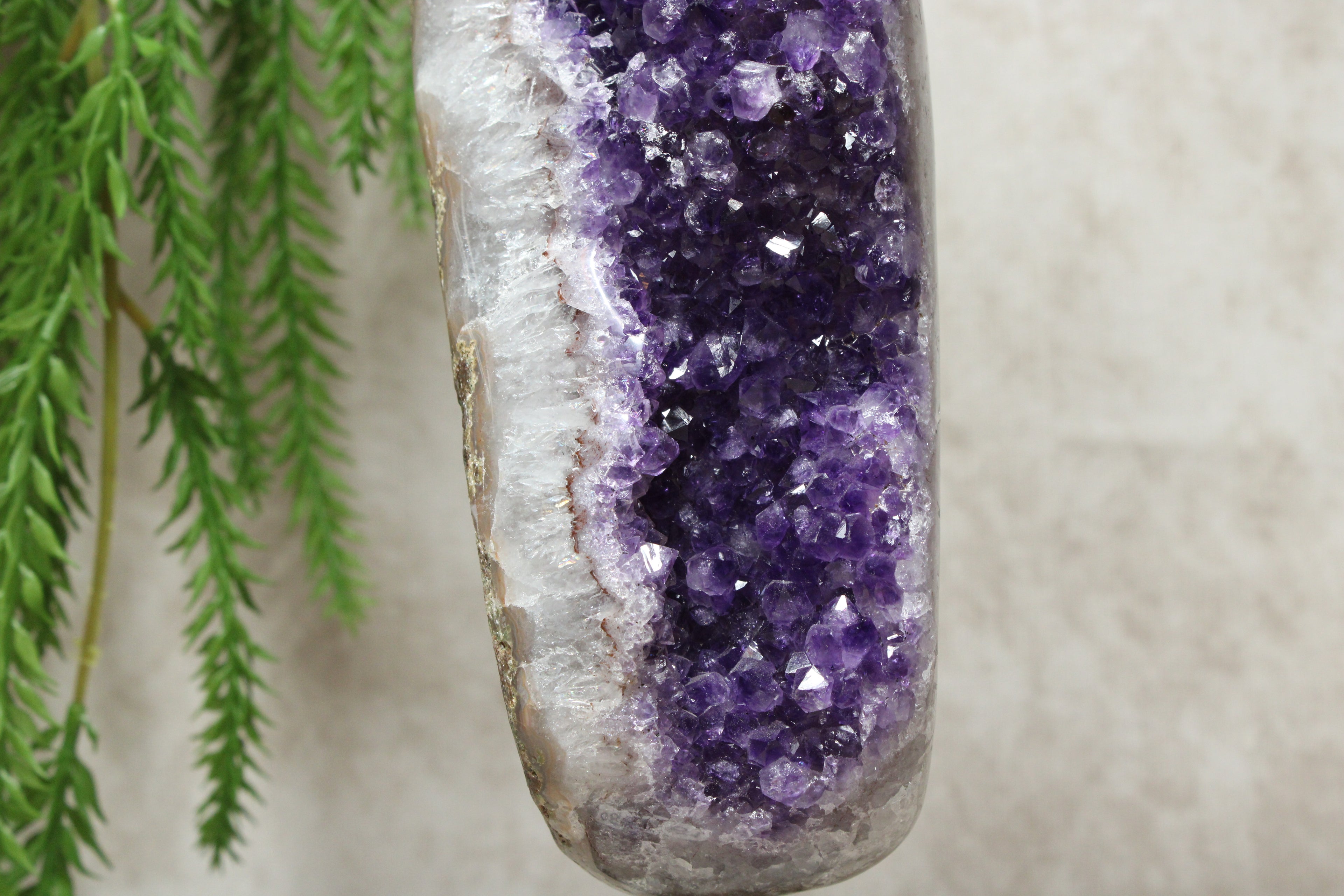 Amethist op standaard #0861