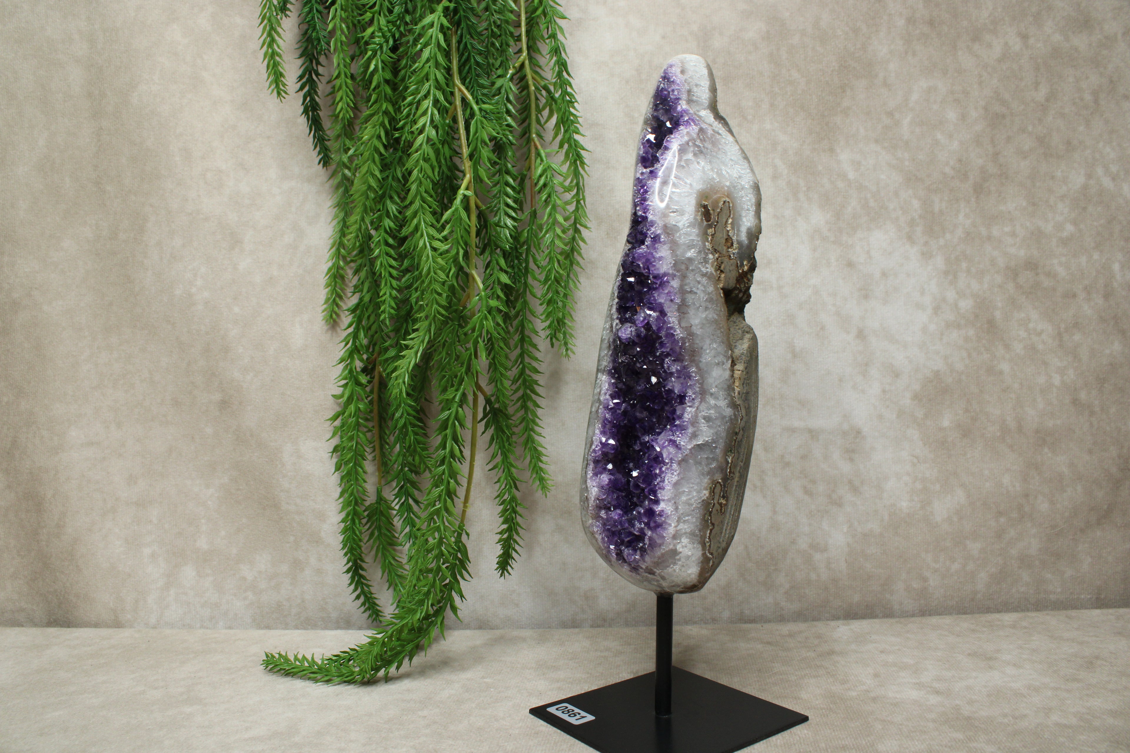 Amethist op standaard #0861