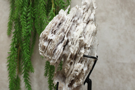 Zeoliet op standaard #0326