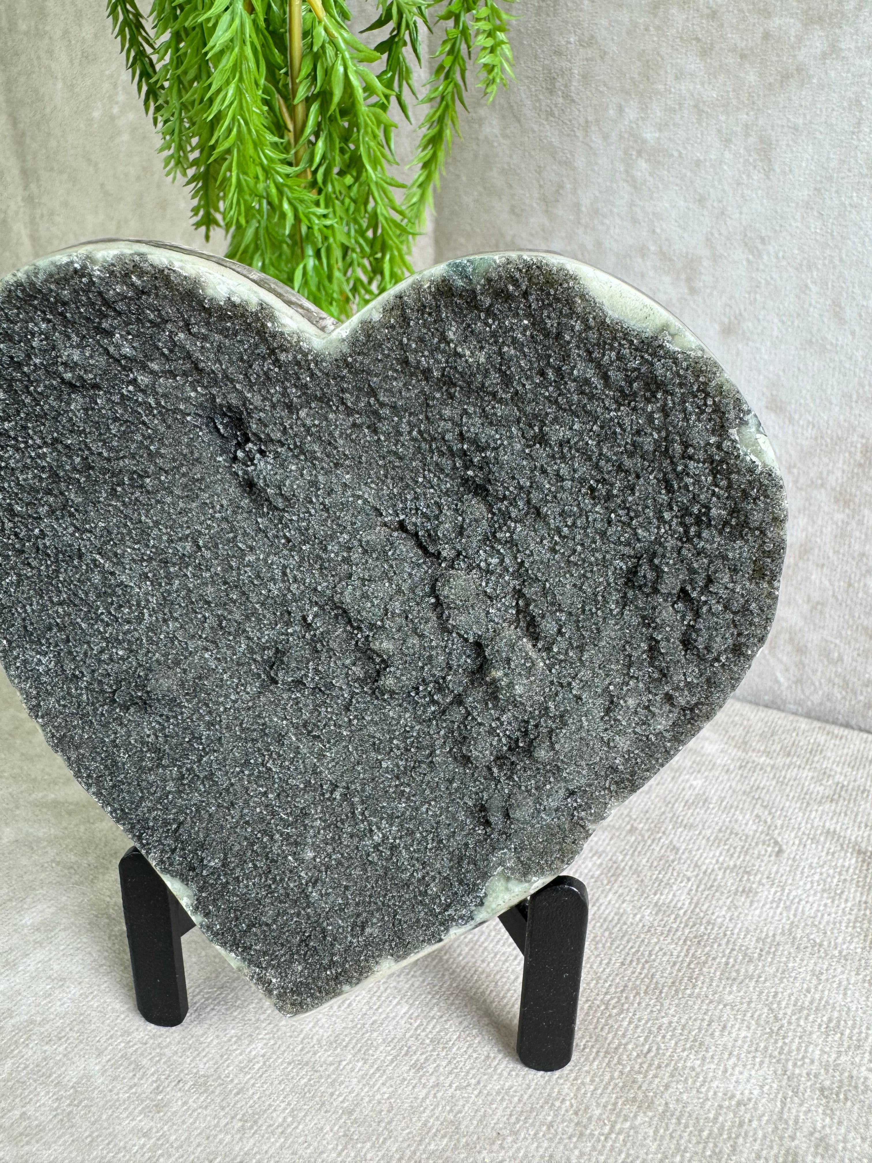 Black amethist hart #1511