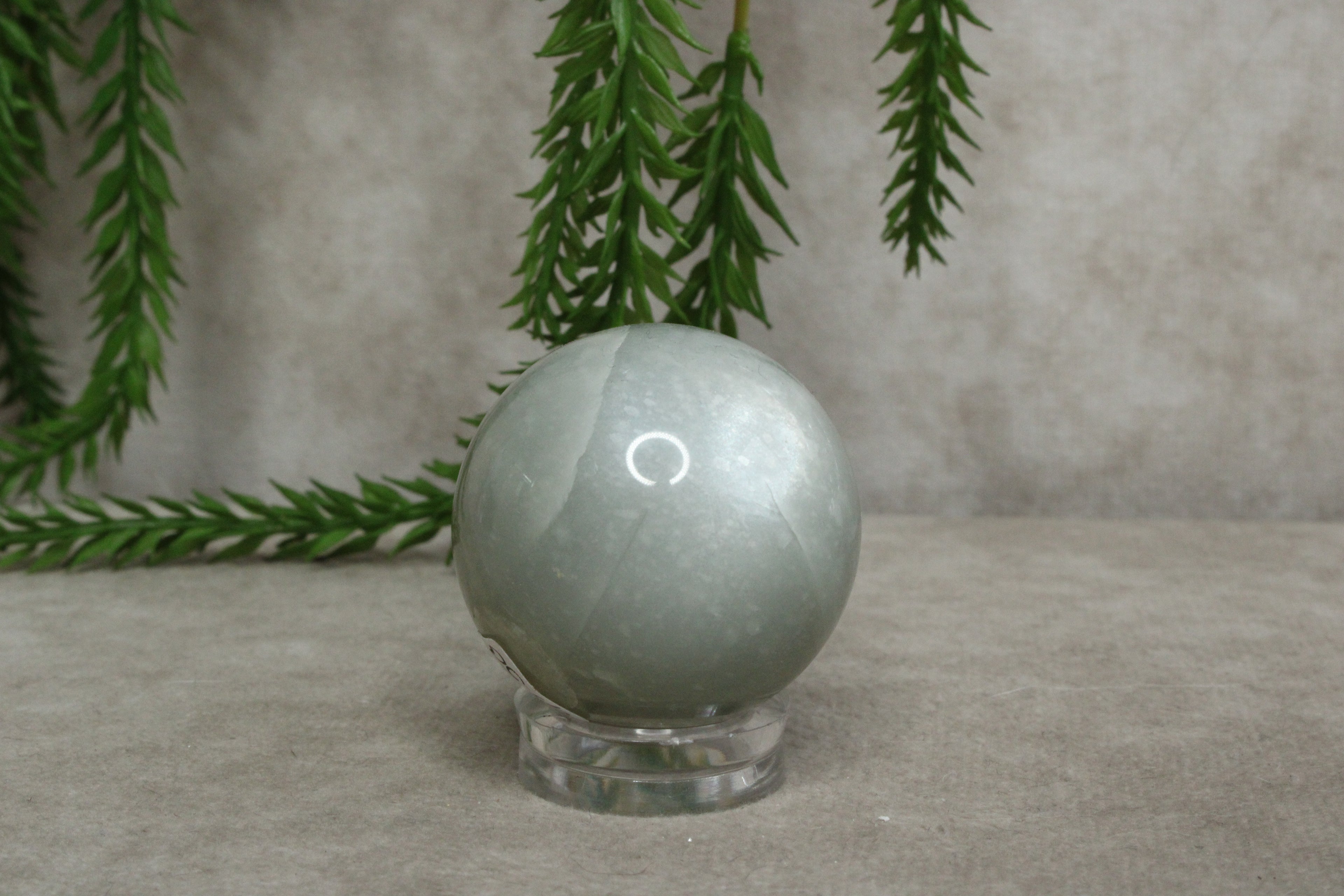 Groene maansteen bol #0247