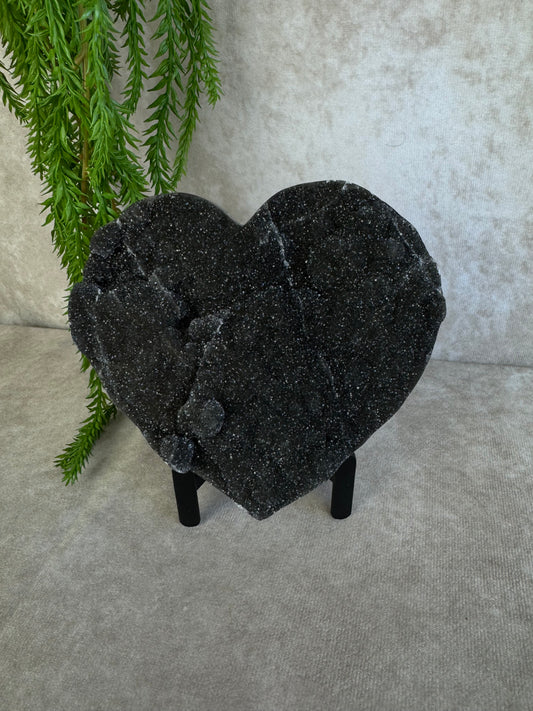 Black amethist hart #1518