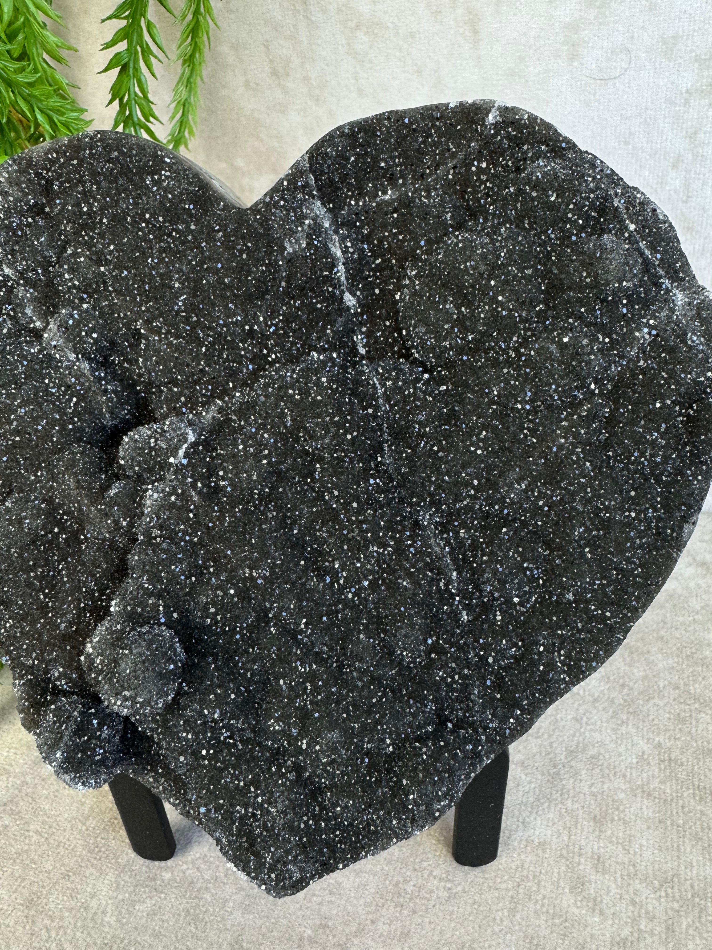 Black amethist hart #1518