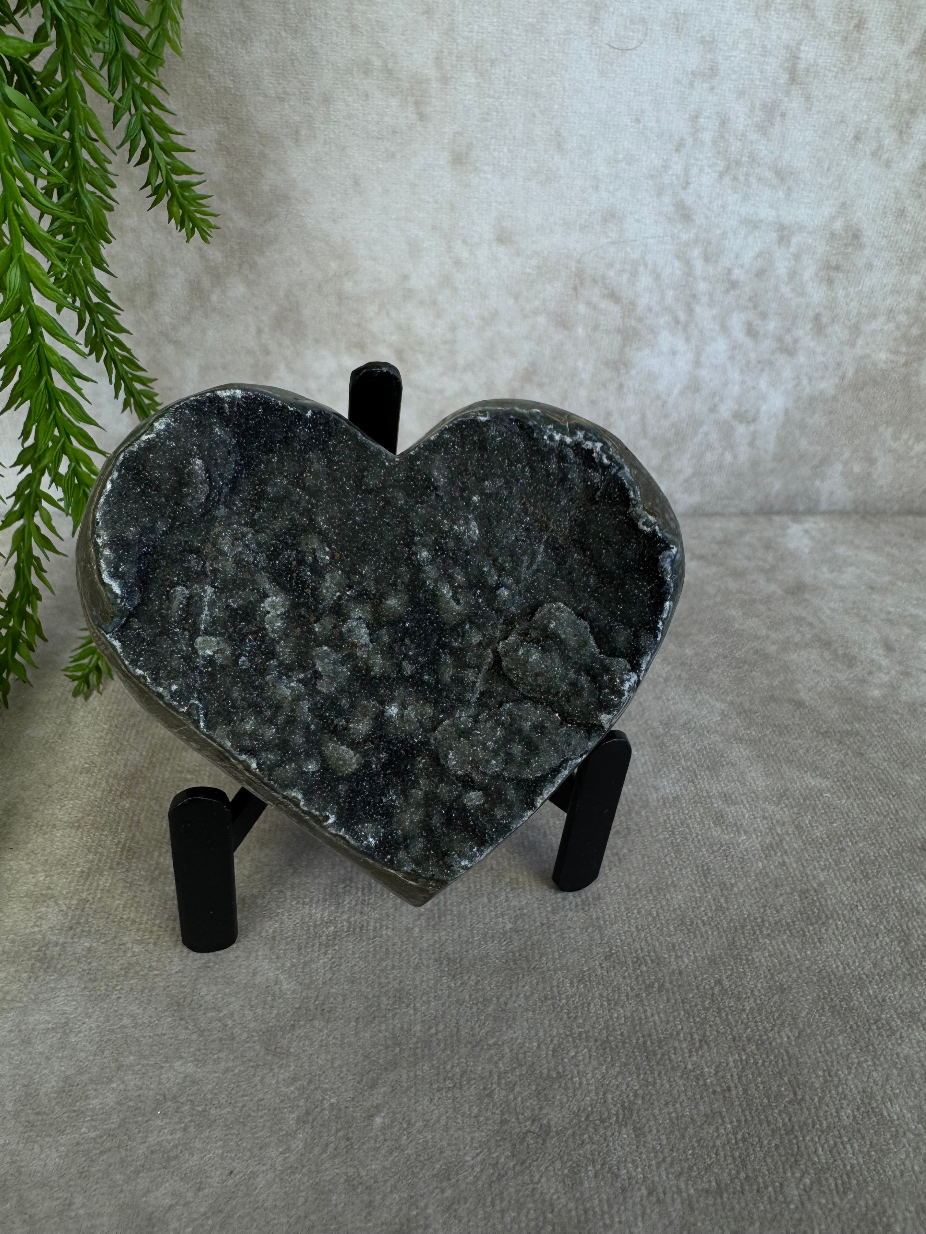 Black amethist hart #1512