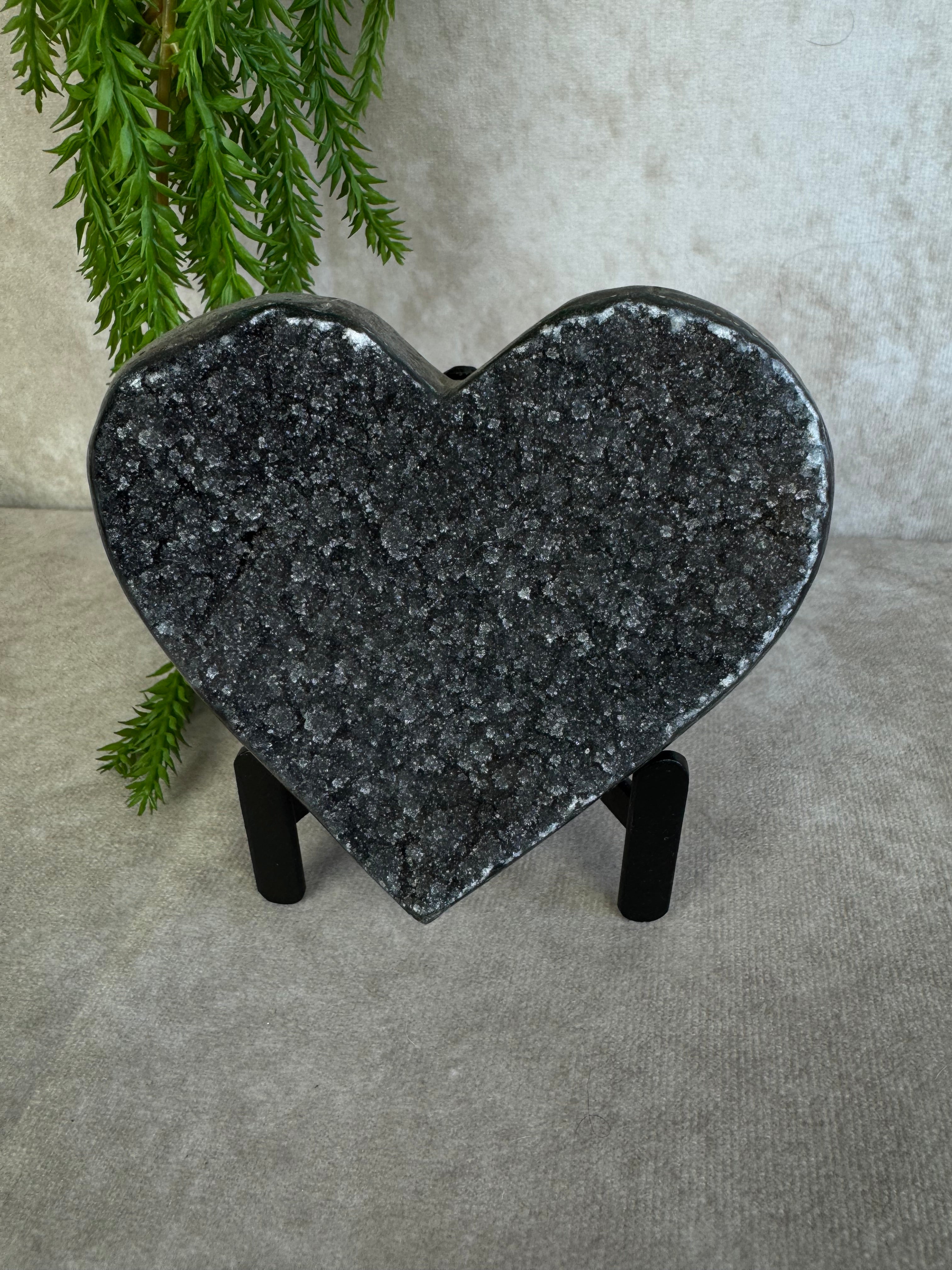 Black amethist hart #1513