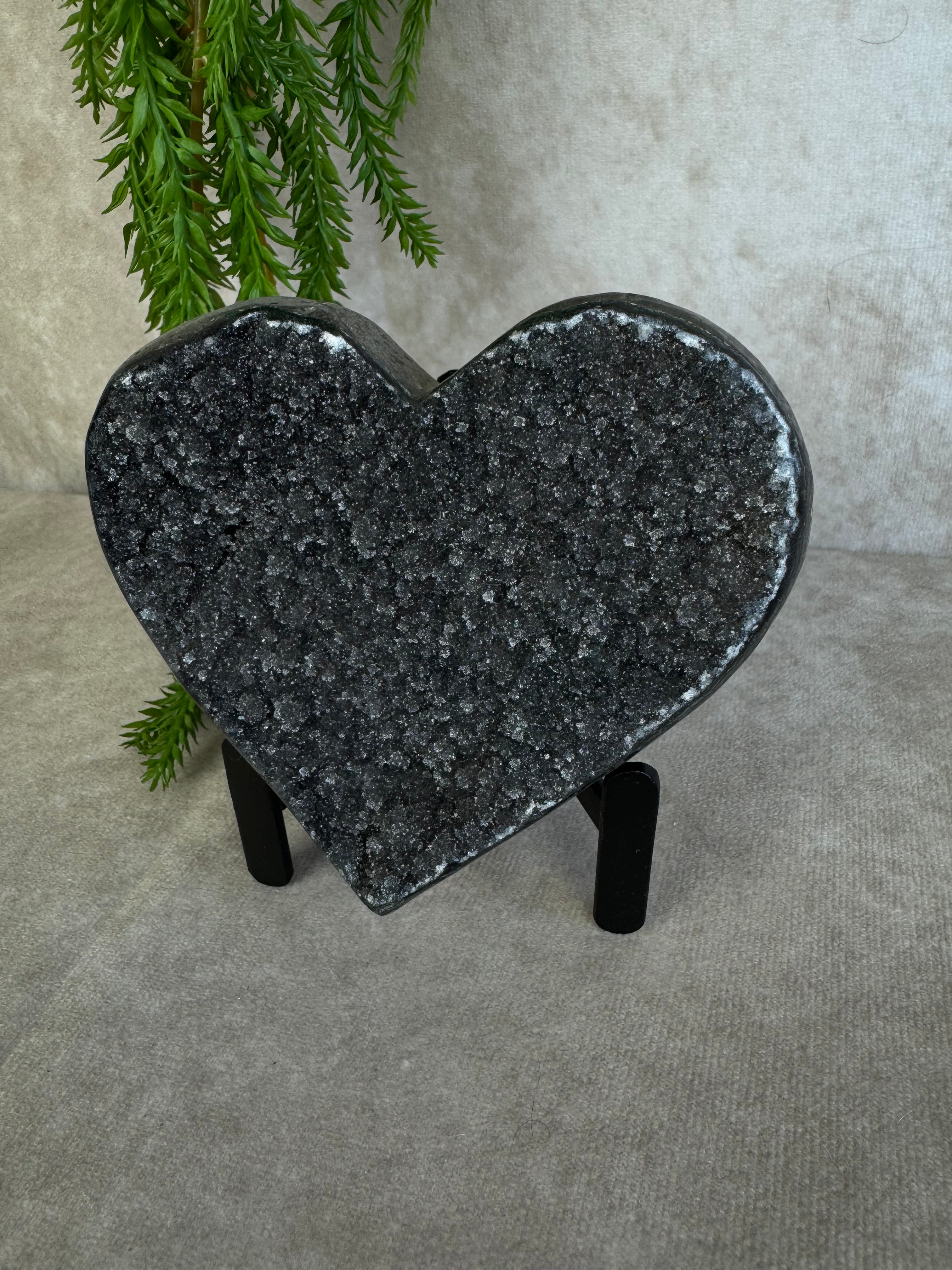 Black amethist hart #1513