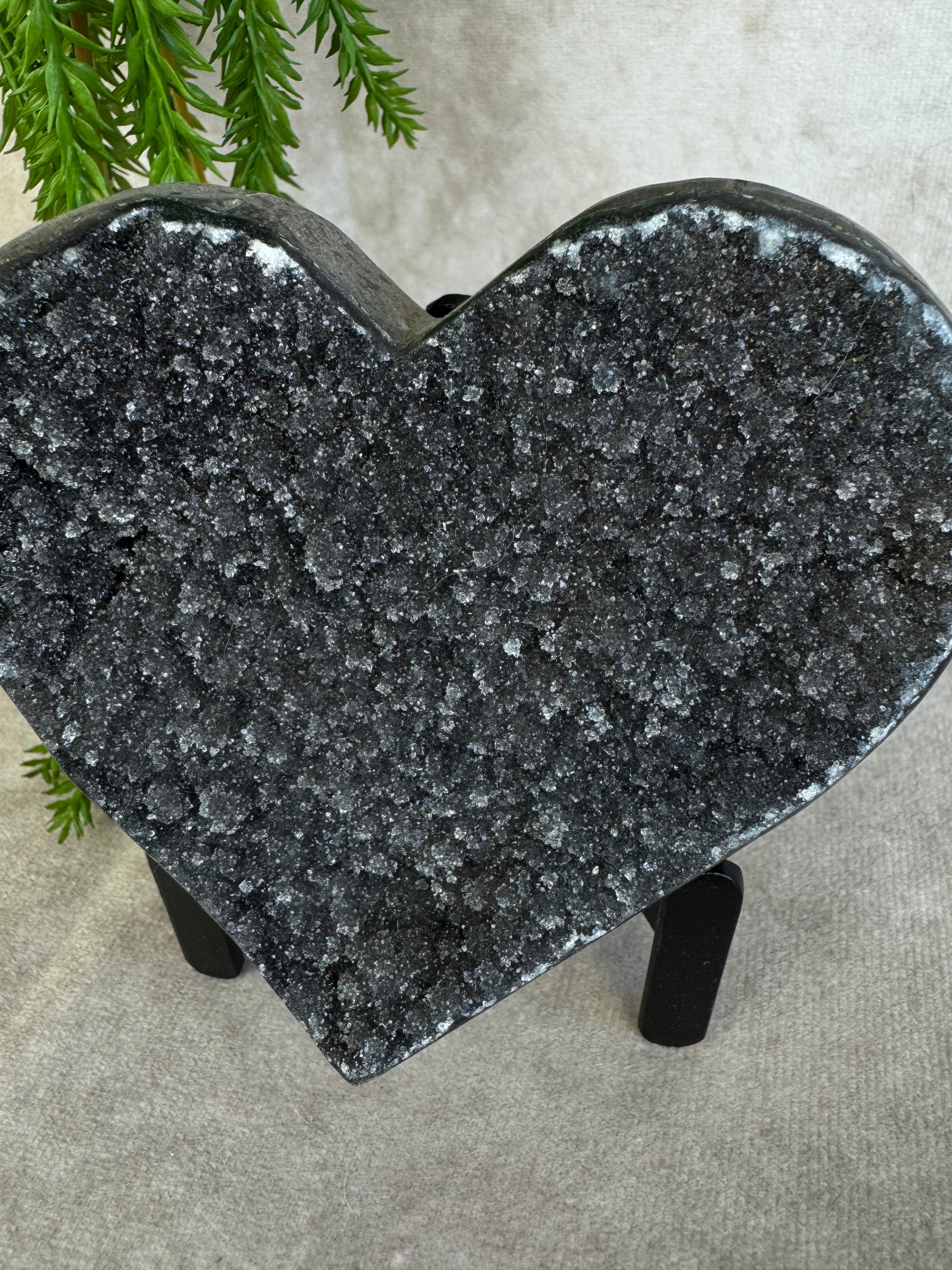 Black amethist hart #1513