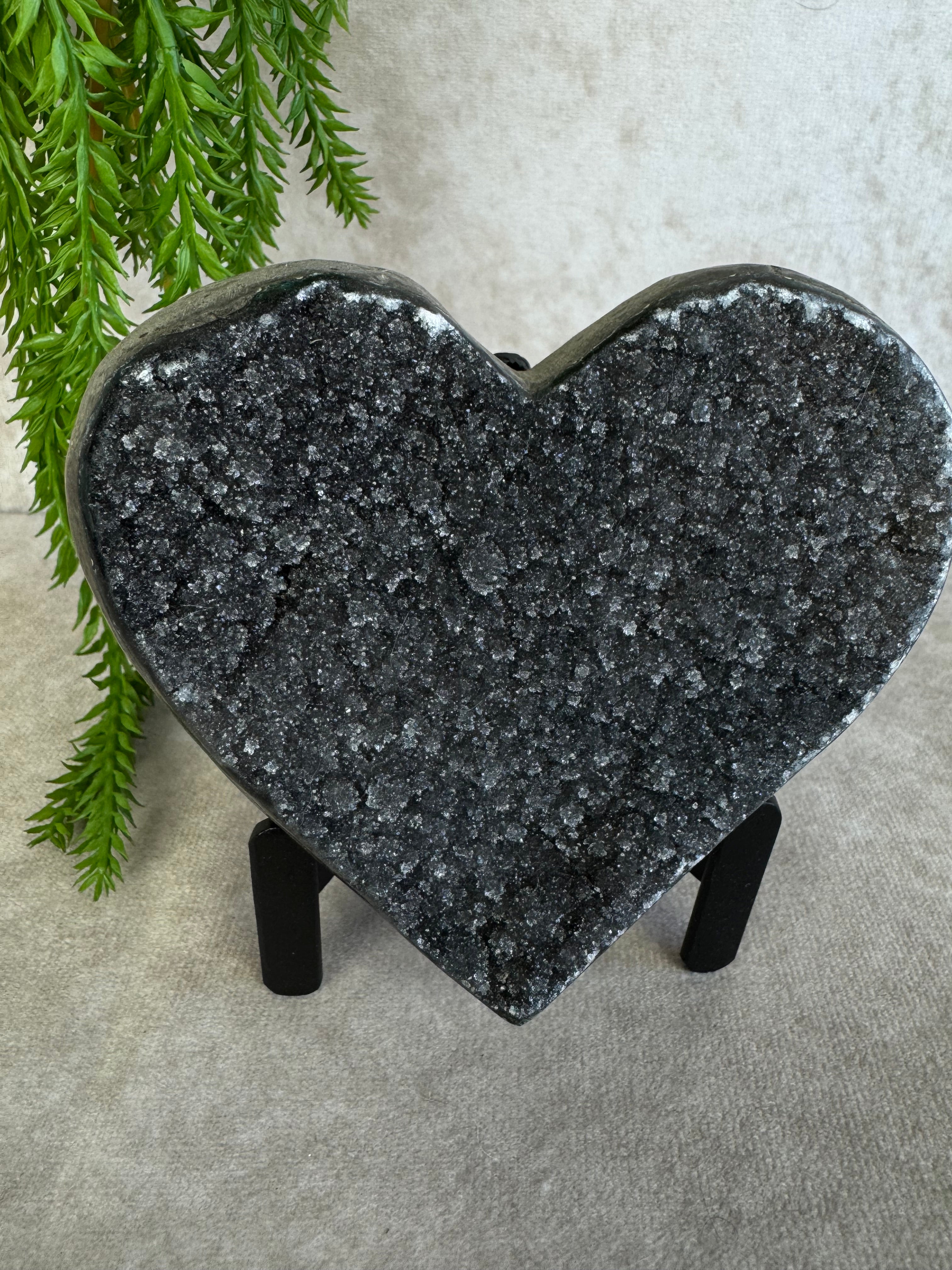 Black amethist hart #1513