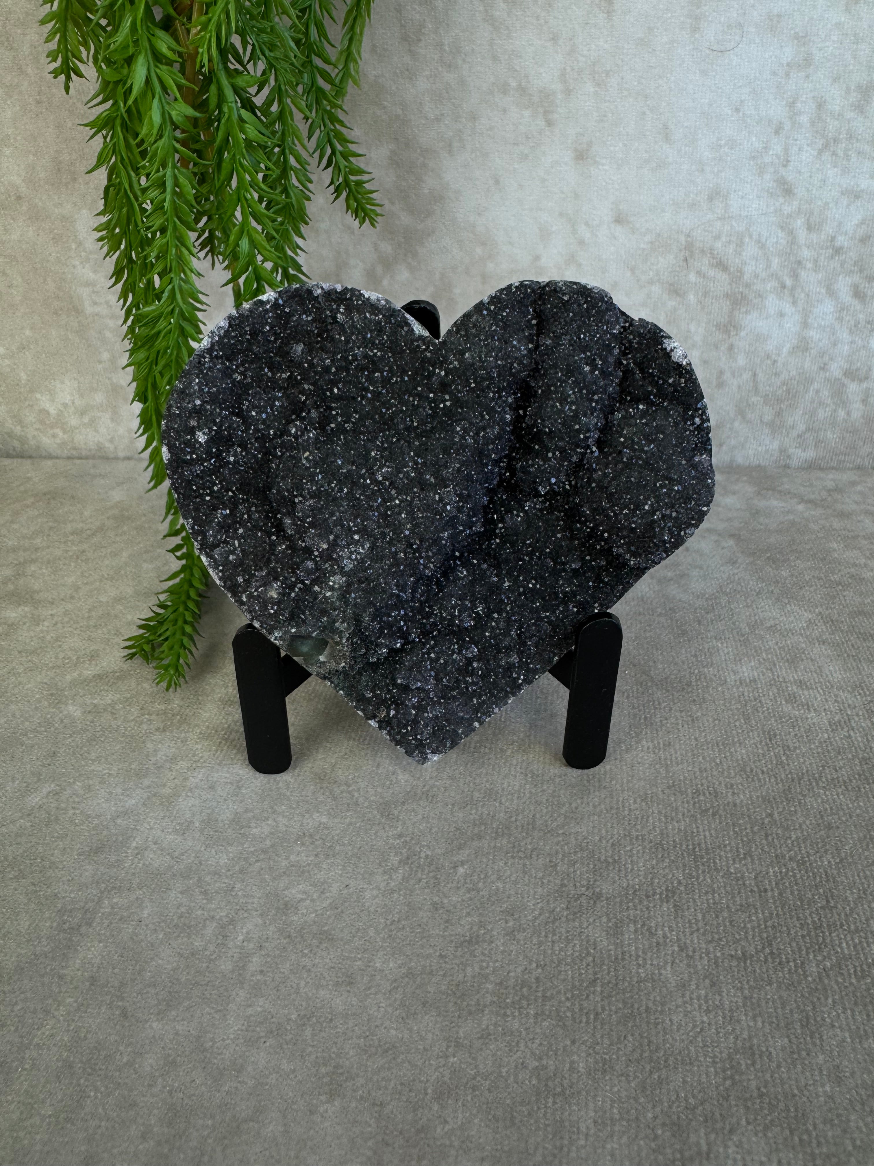 Black amethist hart #1520