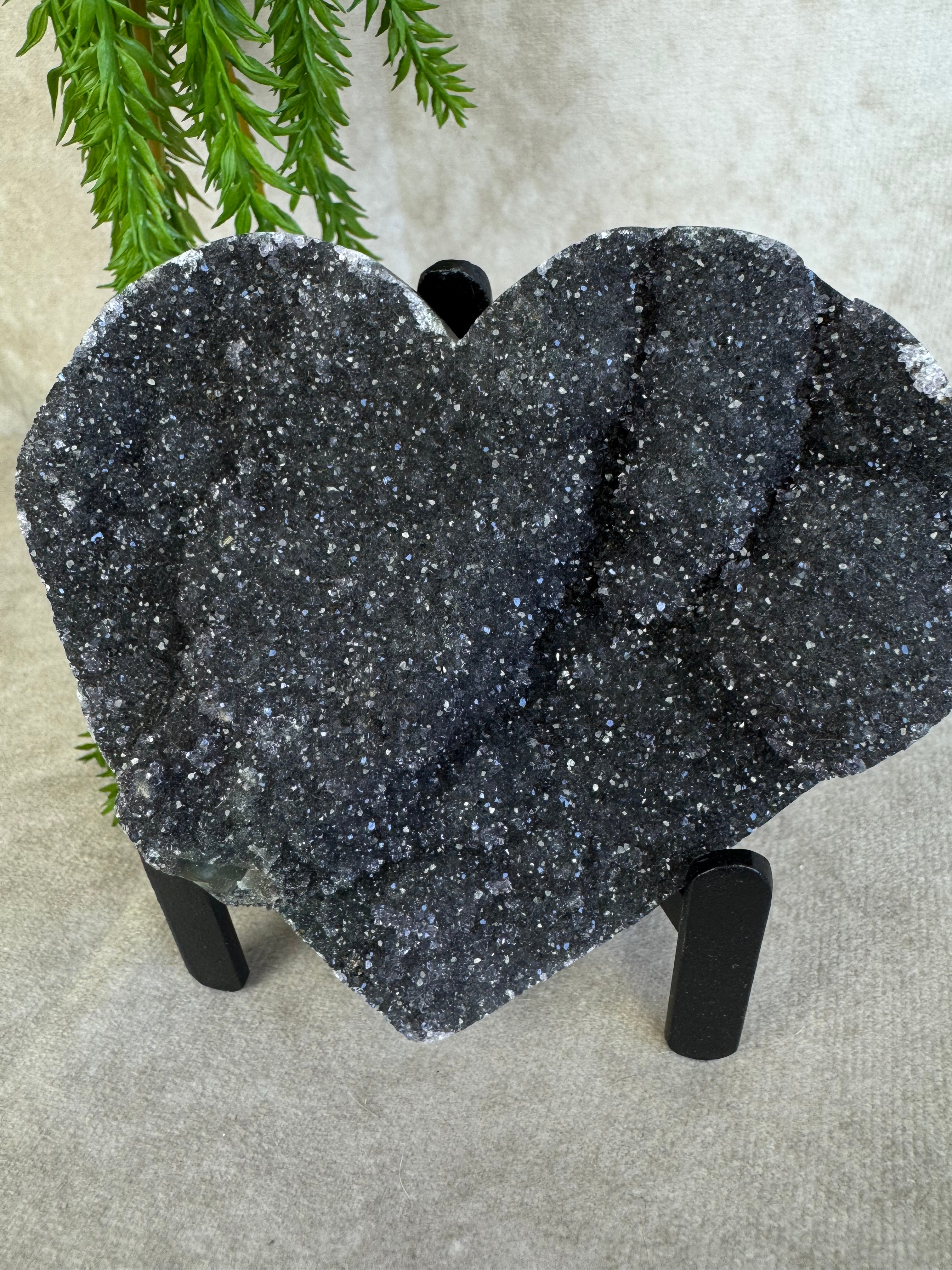 Black amethist hart #1520