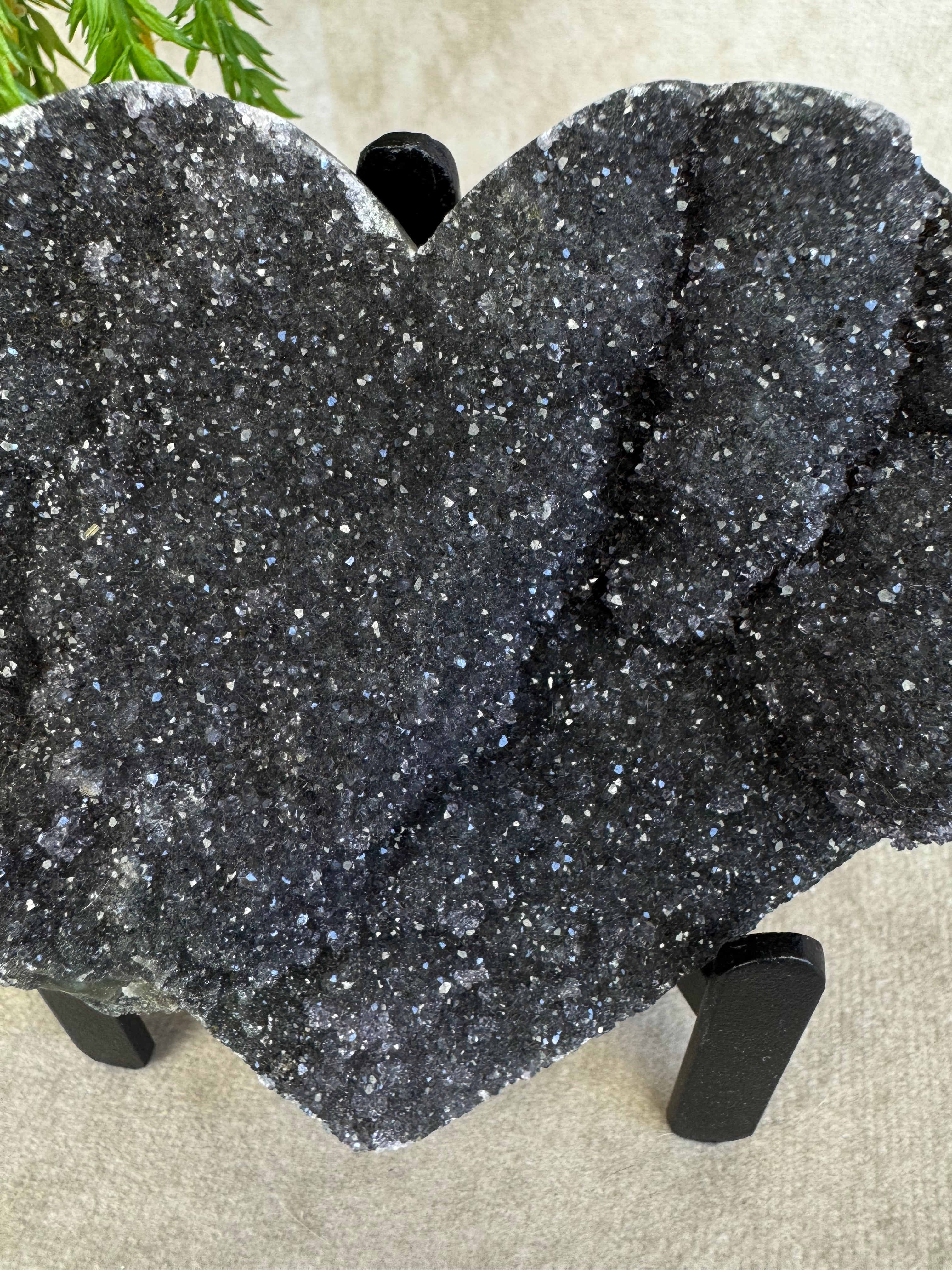 Black amethist hart #1520