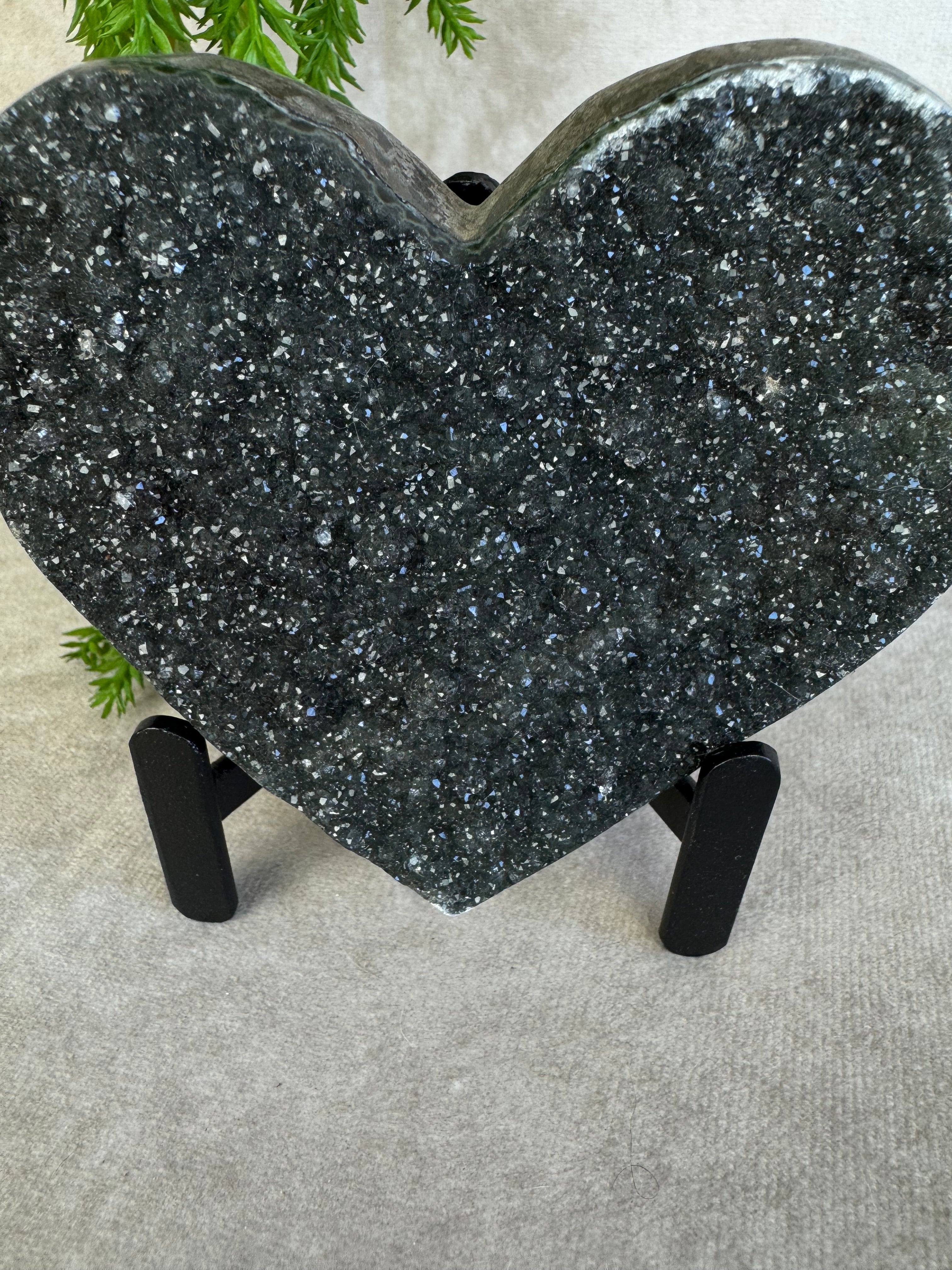 Black amethist hart #1517