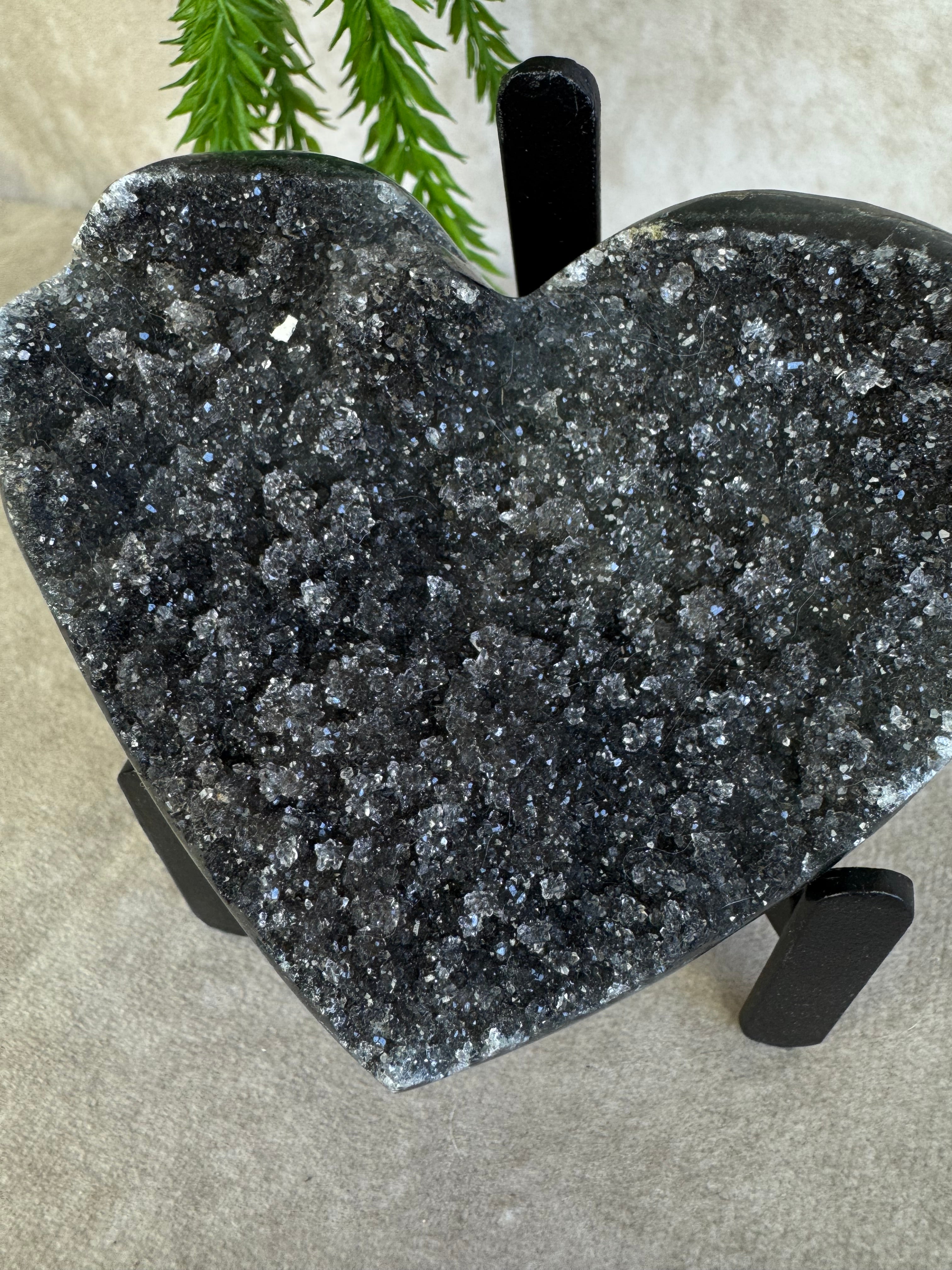 Black amethist hart #1522