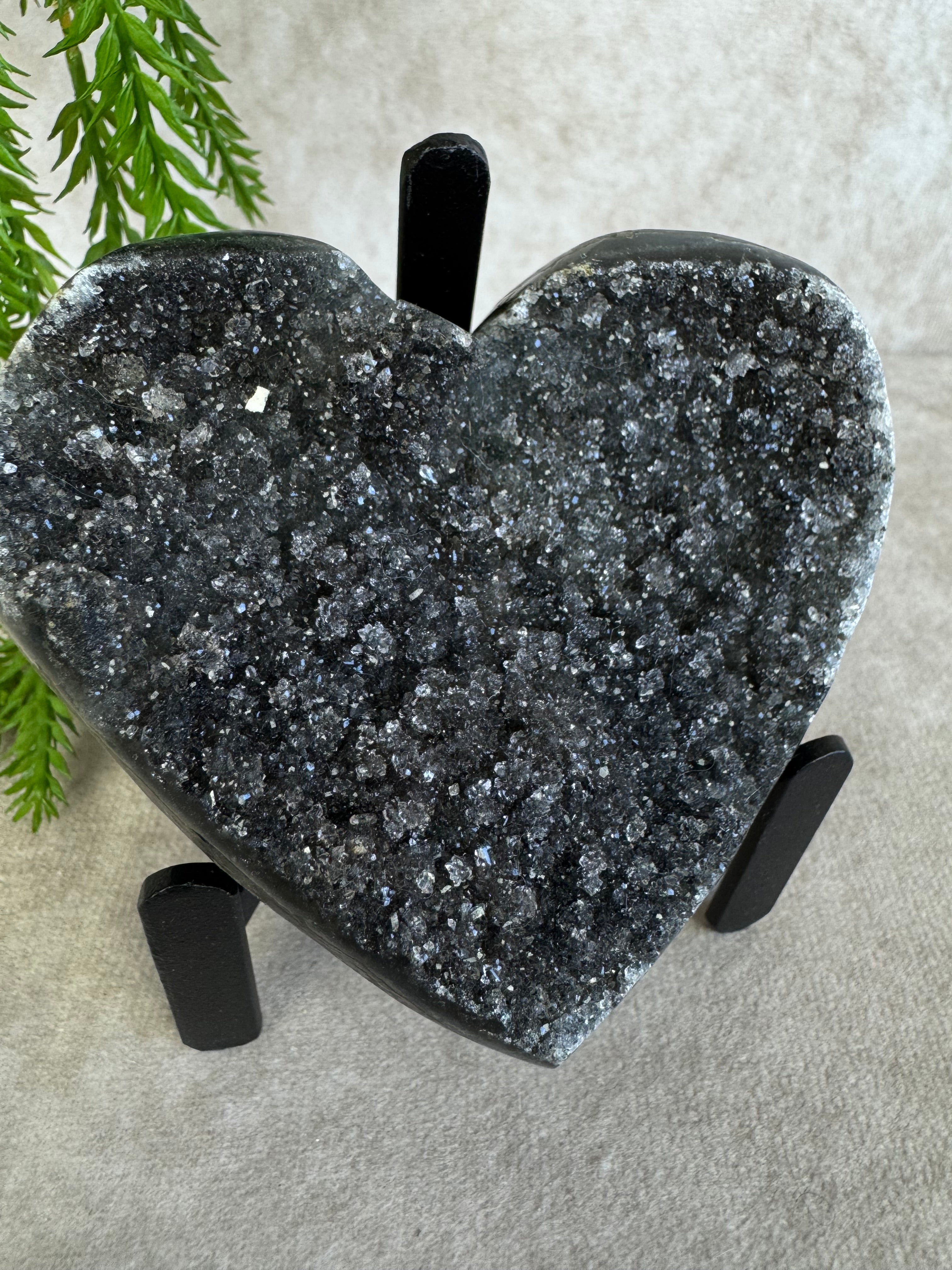 Black amethist hart #1522