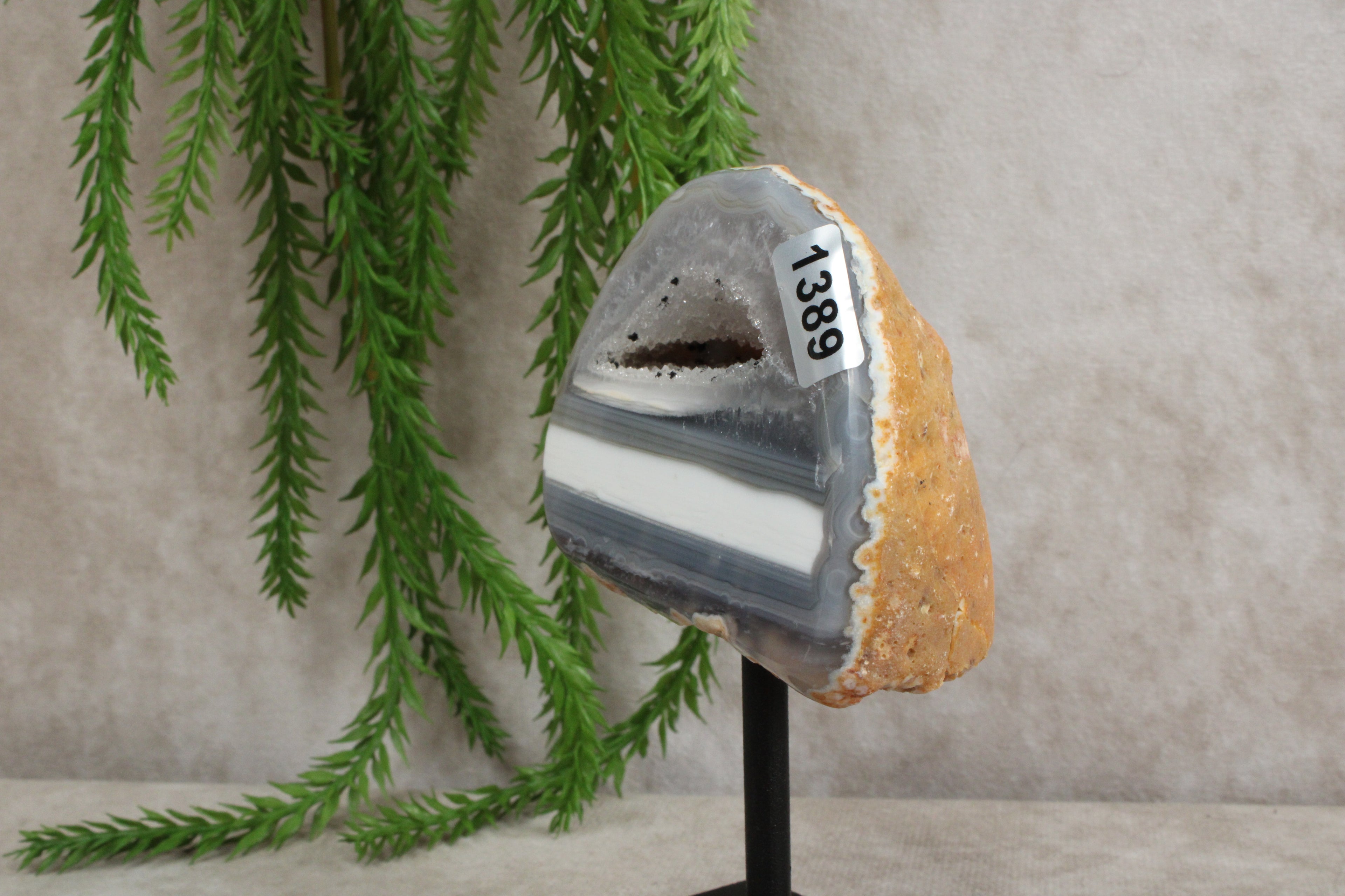 Agaat op standaard #1389