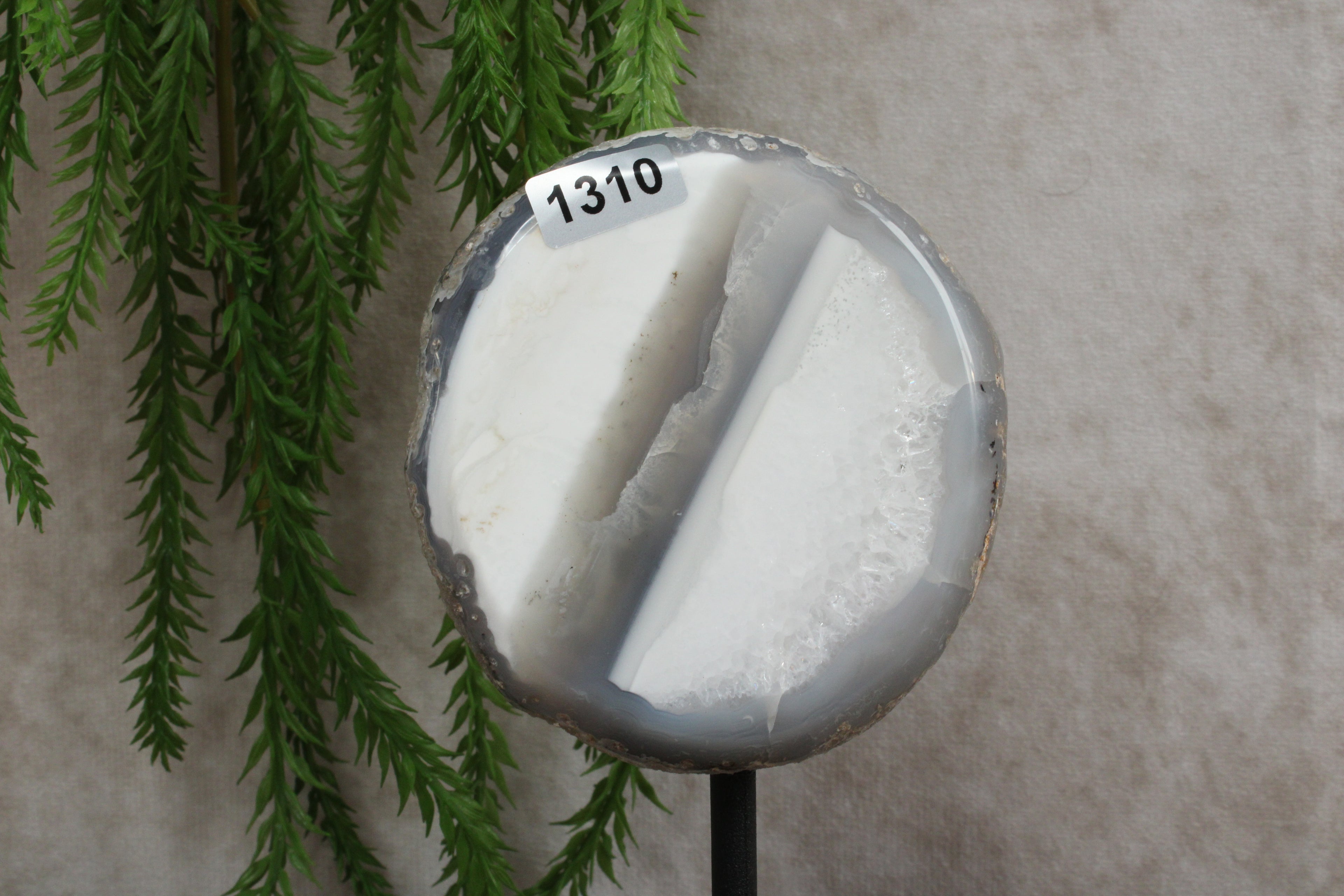 Agaat op standaard #1310