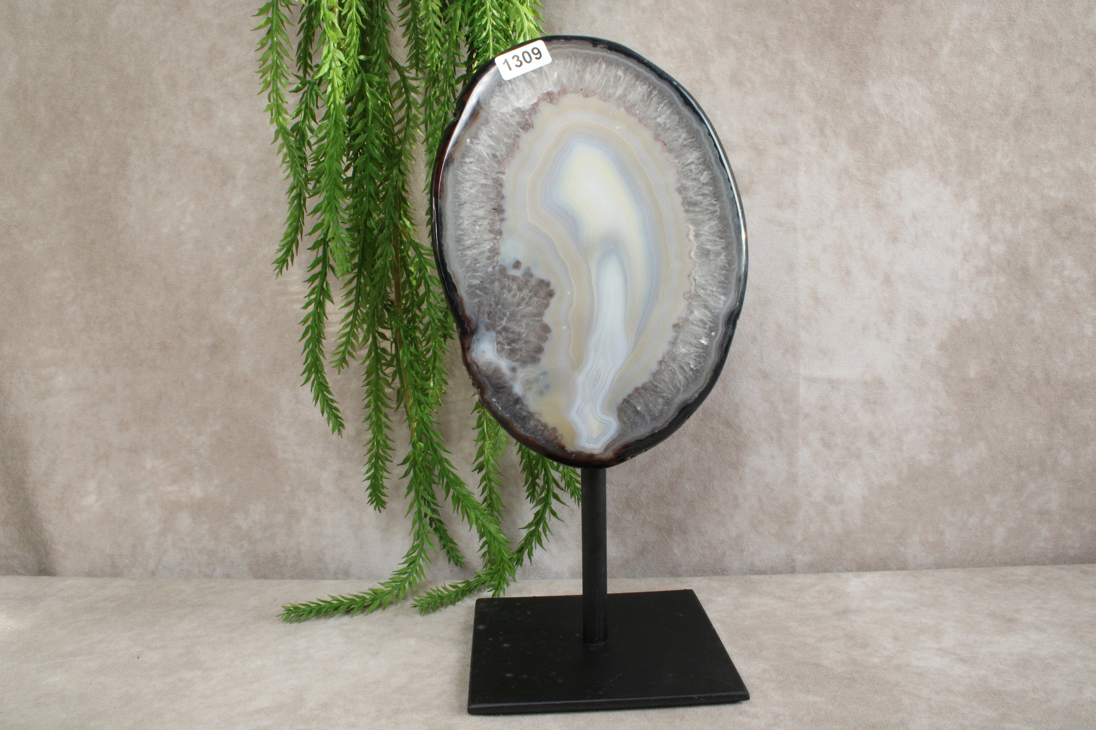 Agaat op standaard #1309